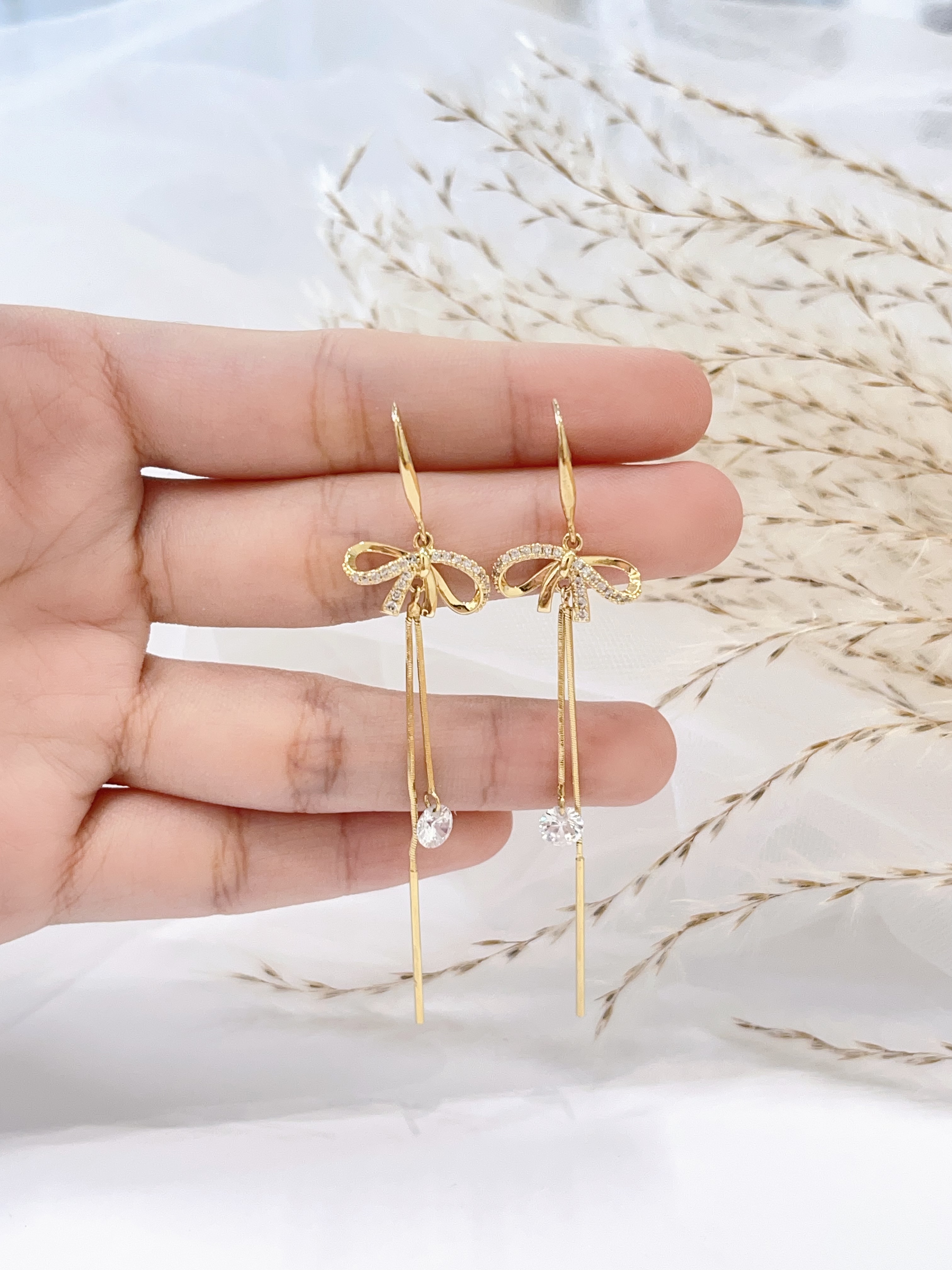 温柔蝴蝶结钻石流苏耳环