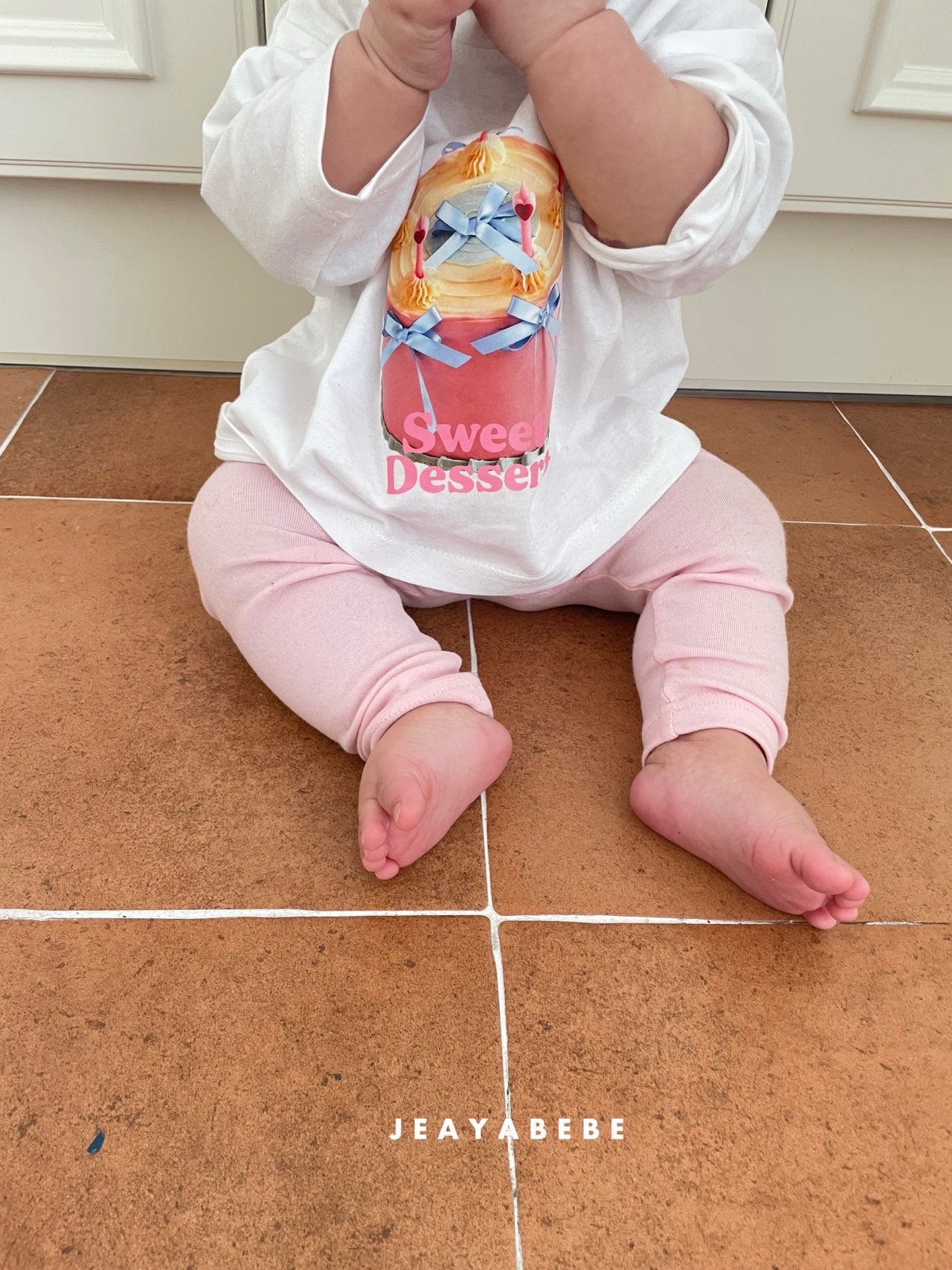 🇰🇷jeayabebe tee