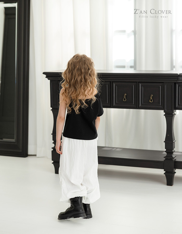 🇰🇷ZAN CLOVER tee