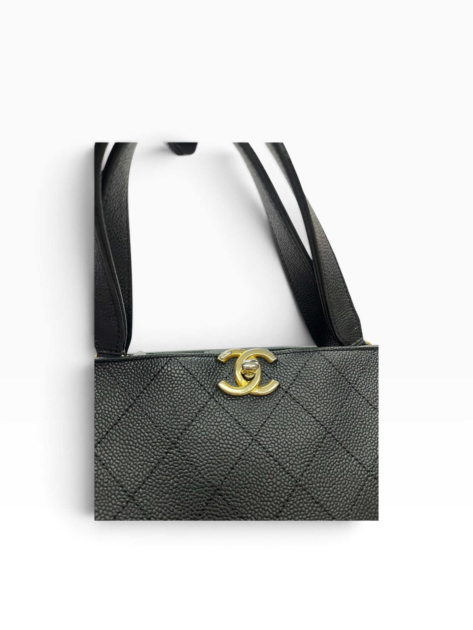 Pre-owned Chanel Chic Affinity CC Tote/ Product Code: 091301