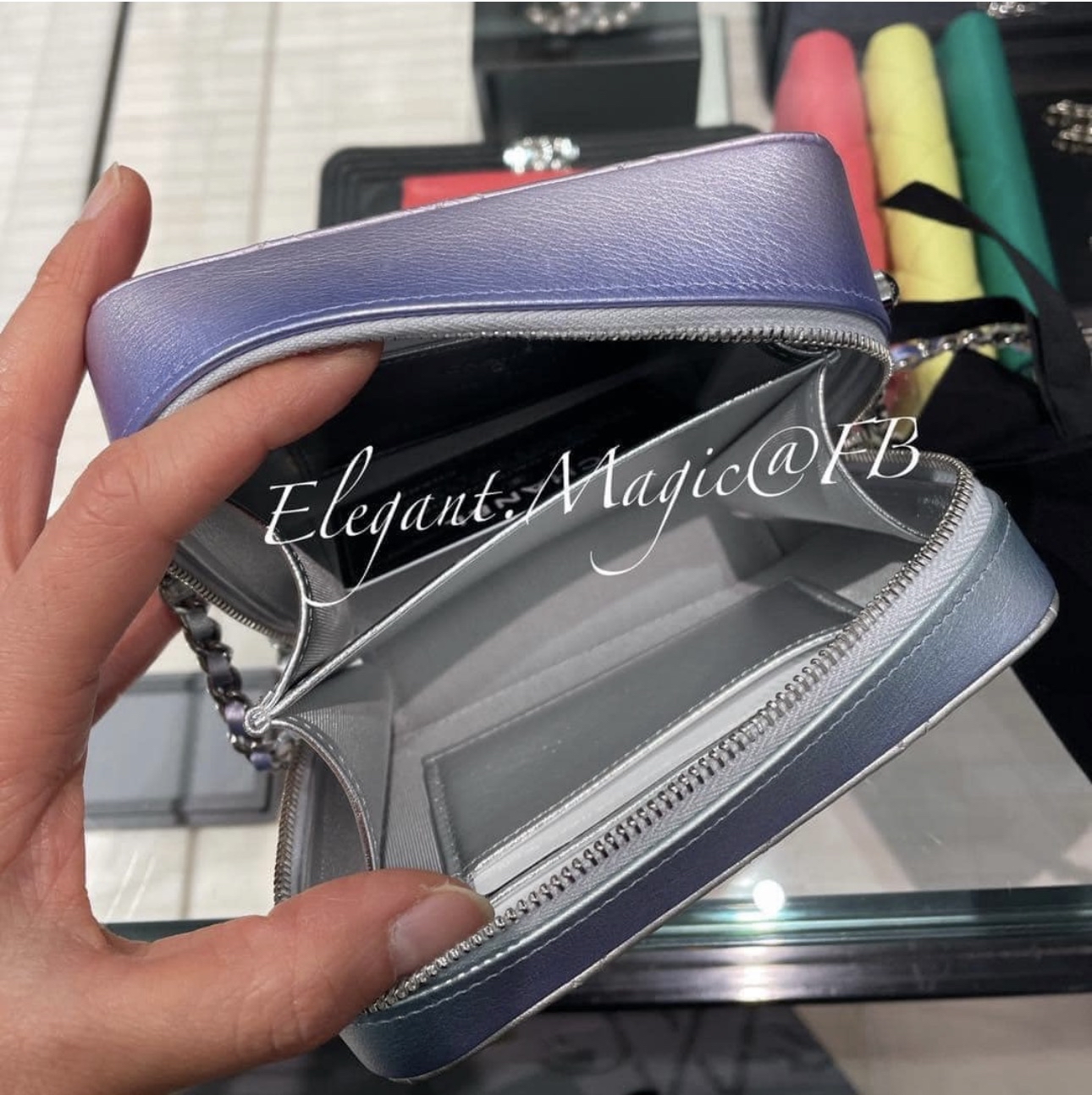 Chanel 限量版 幻彩斜紋卡包
