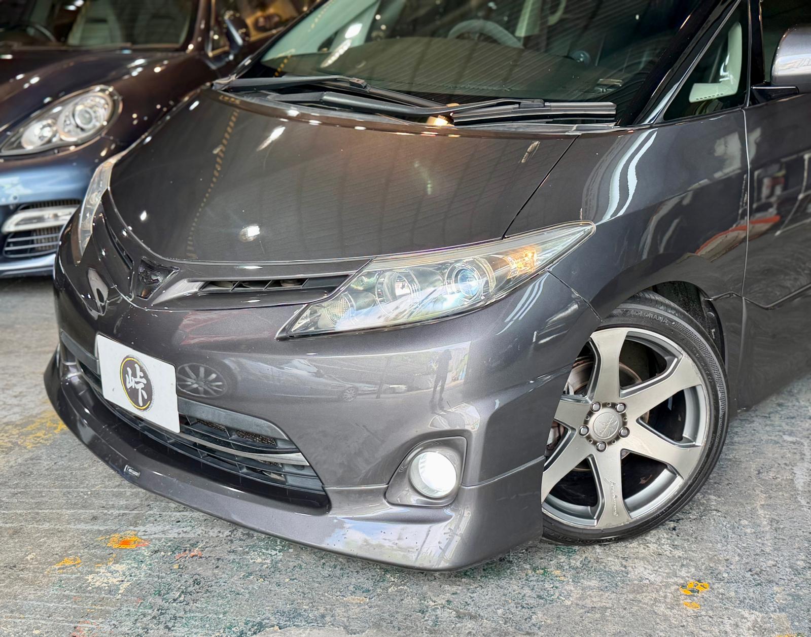 Toyota Estima 2.4 2010