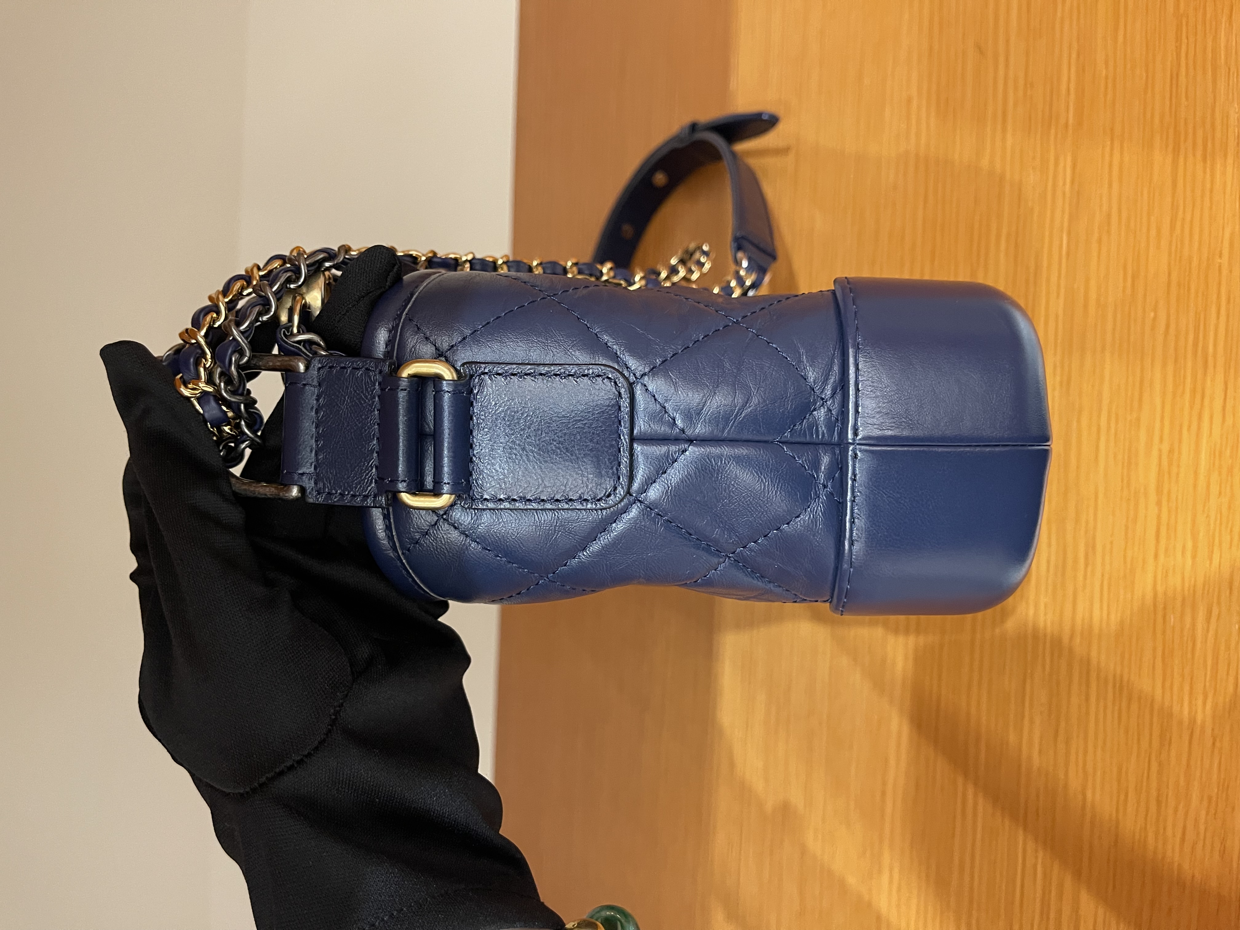 直播貨品 |  [1個-$100 2個-$300］HH03