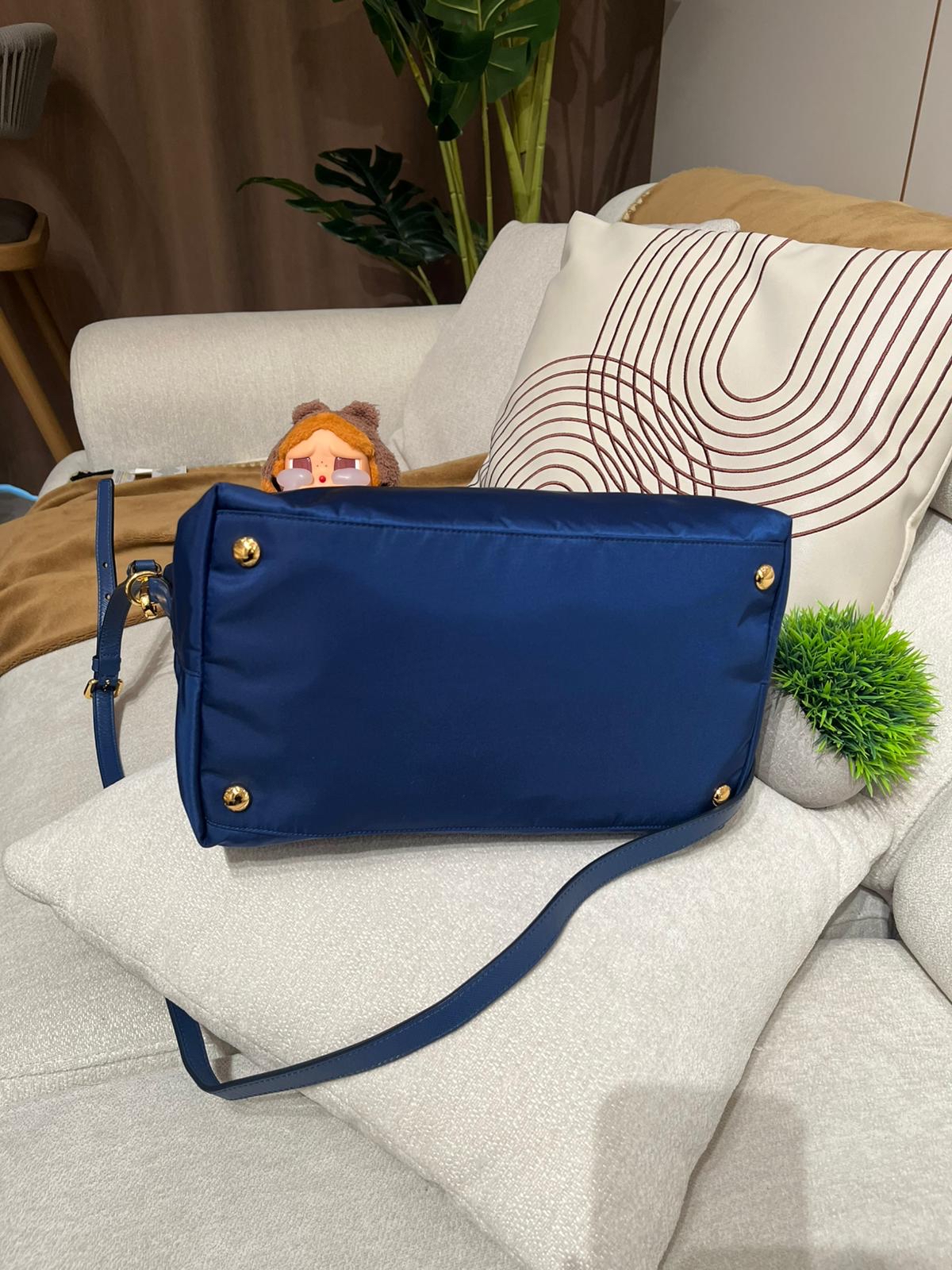 Prada Nylon 2way Bag 100%Authentic, 98%New ✅Dust bag