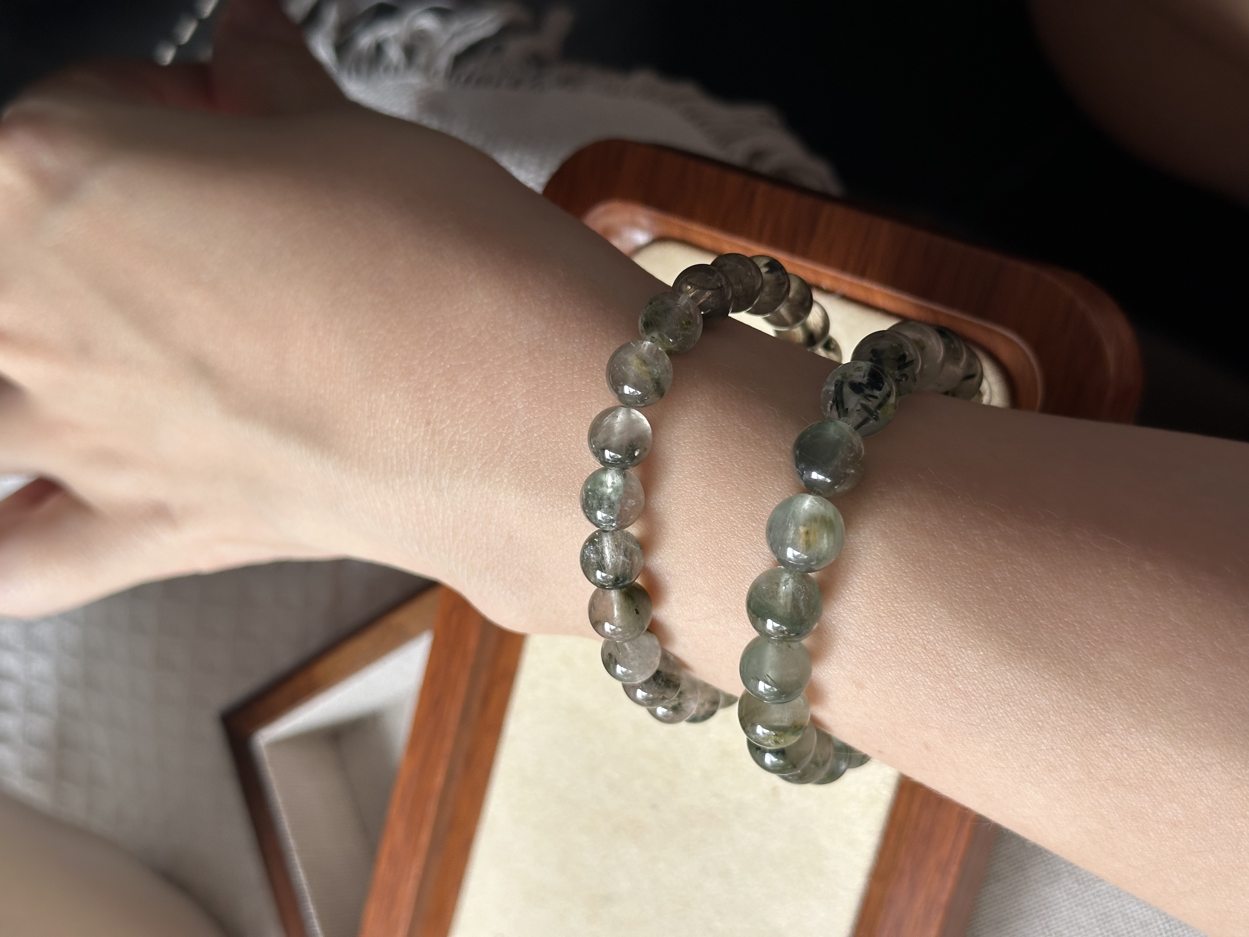 绿发晶 ｜ Green Rutile 