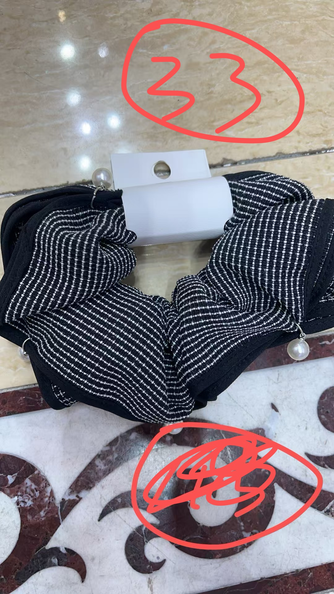 25133  hair accessory XXL