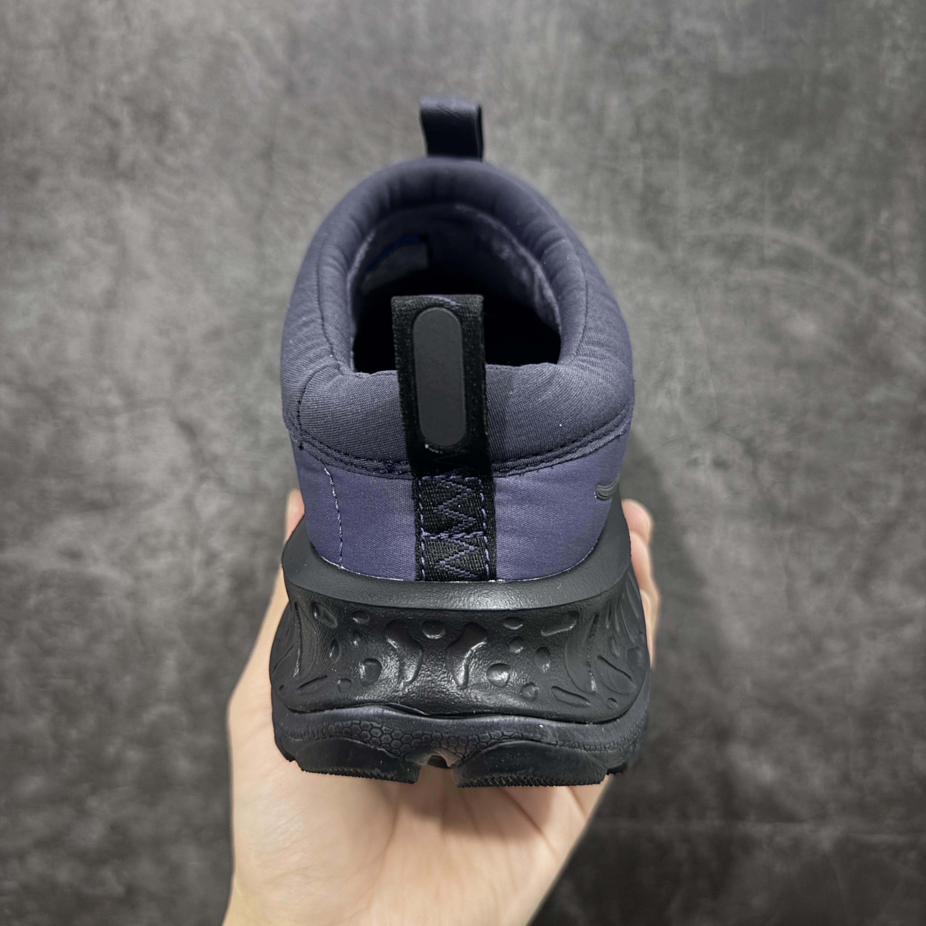 Hoka One One Ora Primo 