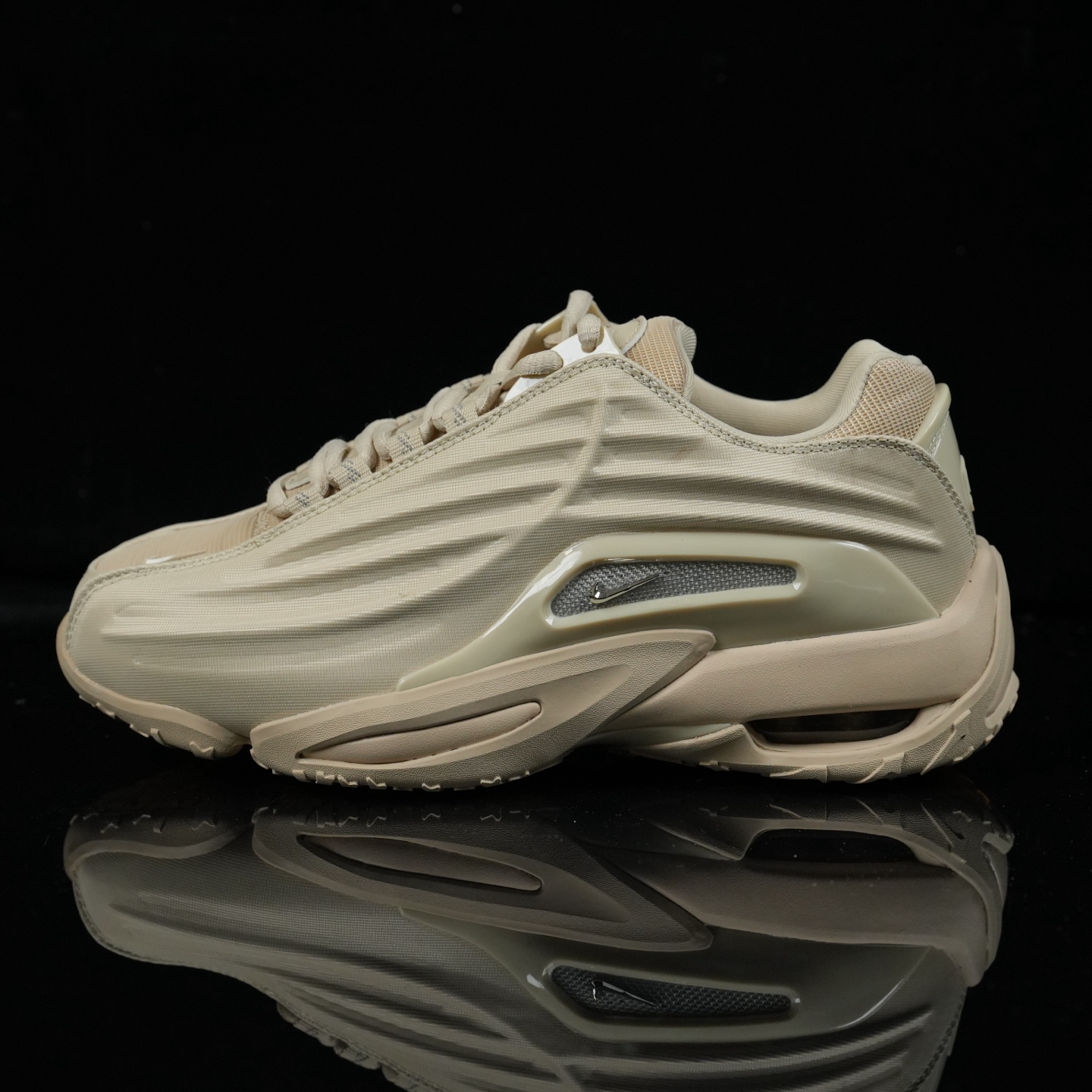 NOCTA x Nike Hot Step 2 DZ7293-200