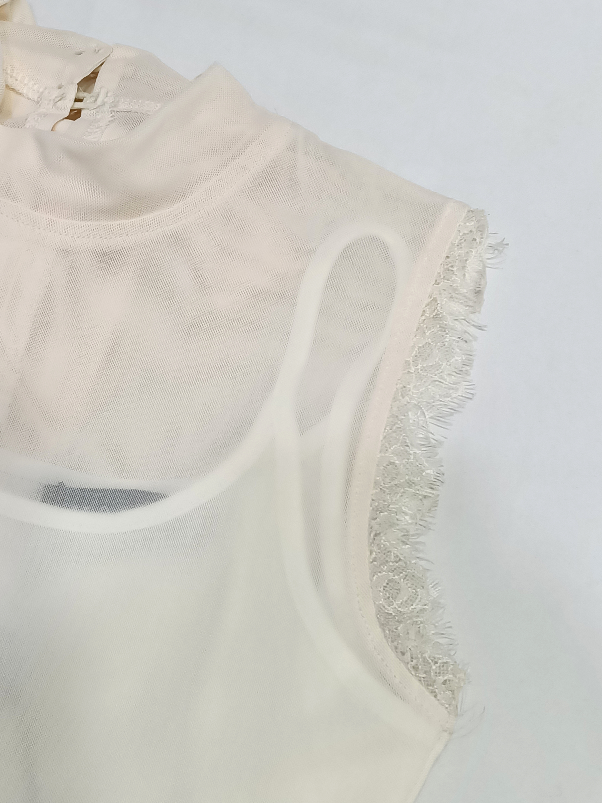 Nude Whisper Top M154