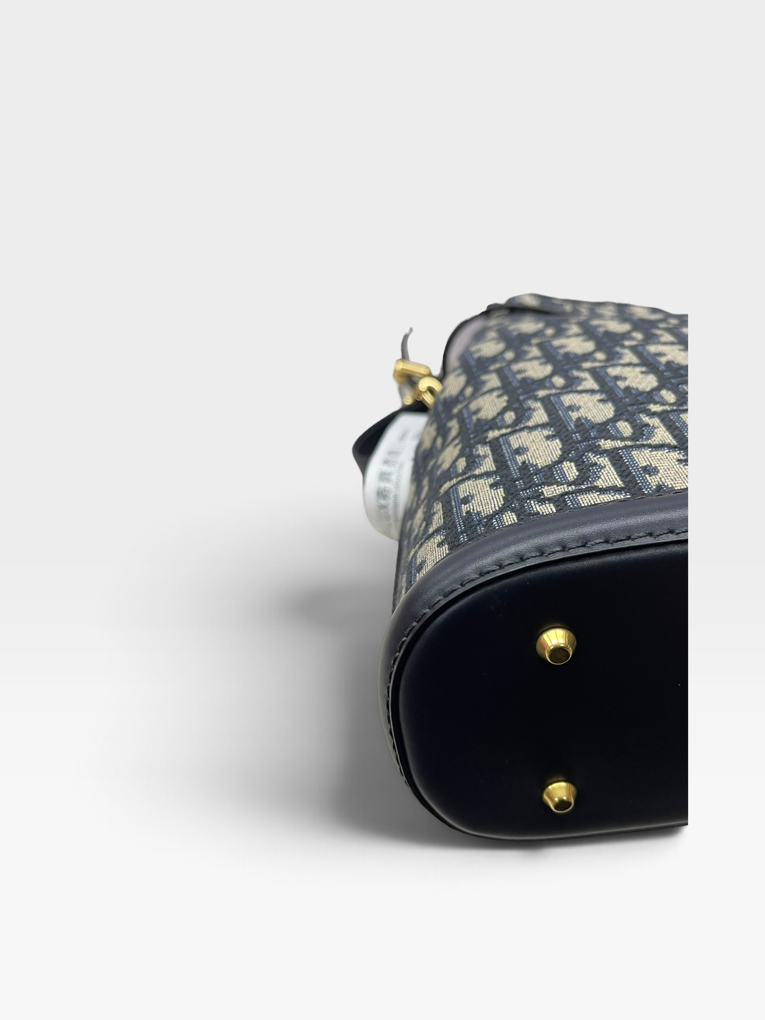 Pre-Owned DIOR Bucket Bag / Product Code: 092702