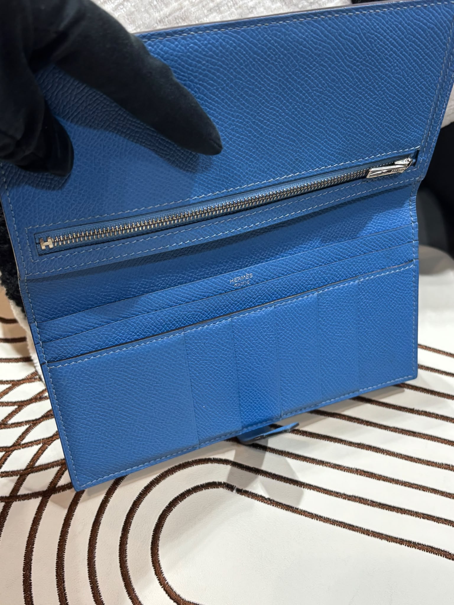 Hermes Bearn Long Wallet 100%Authentic, 93%New 