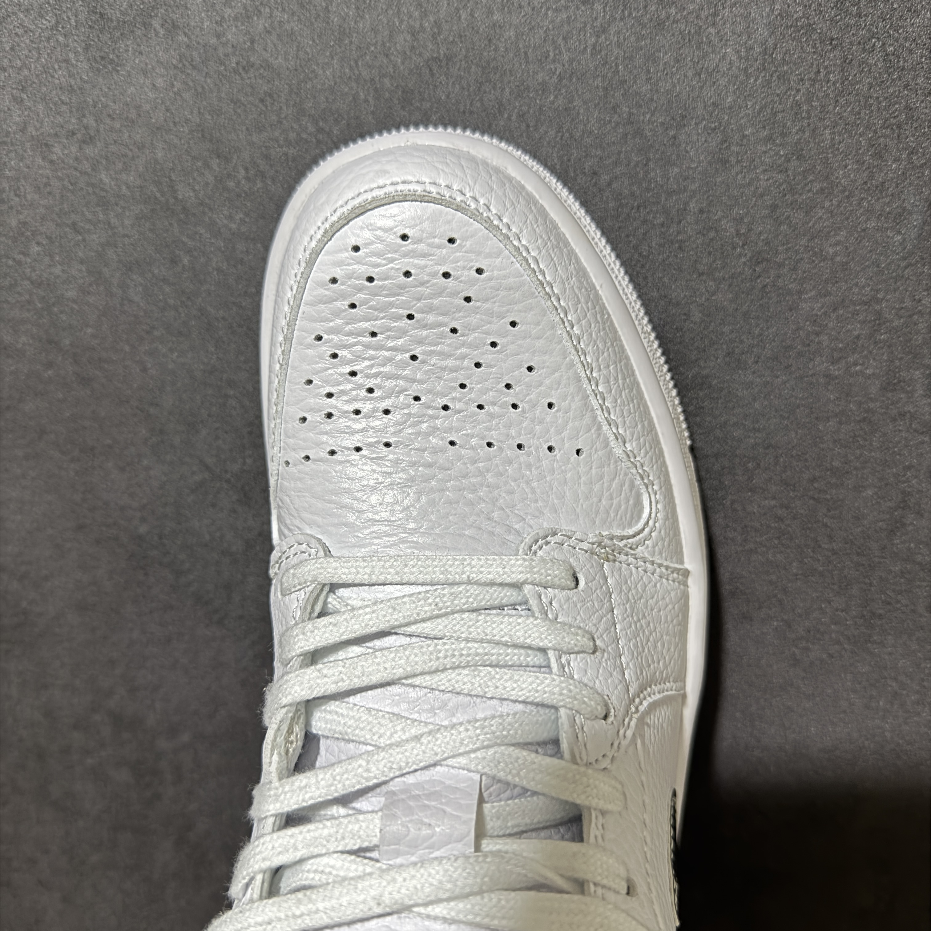 Air Jordan 1 Low SE IQ9381-100 