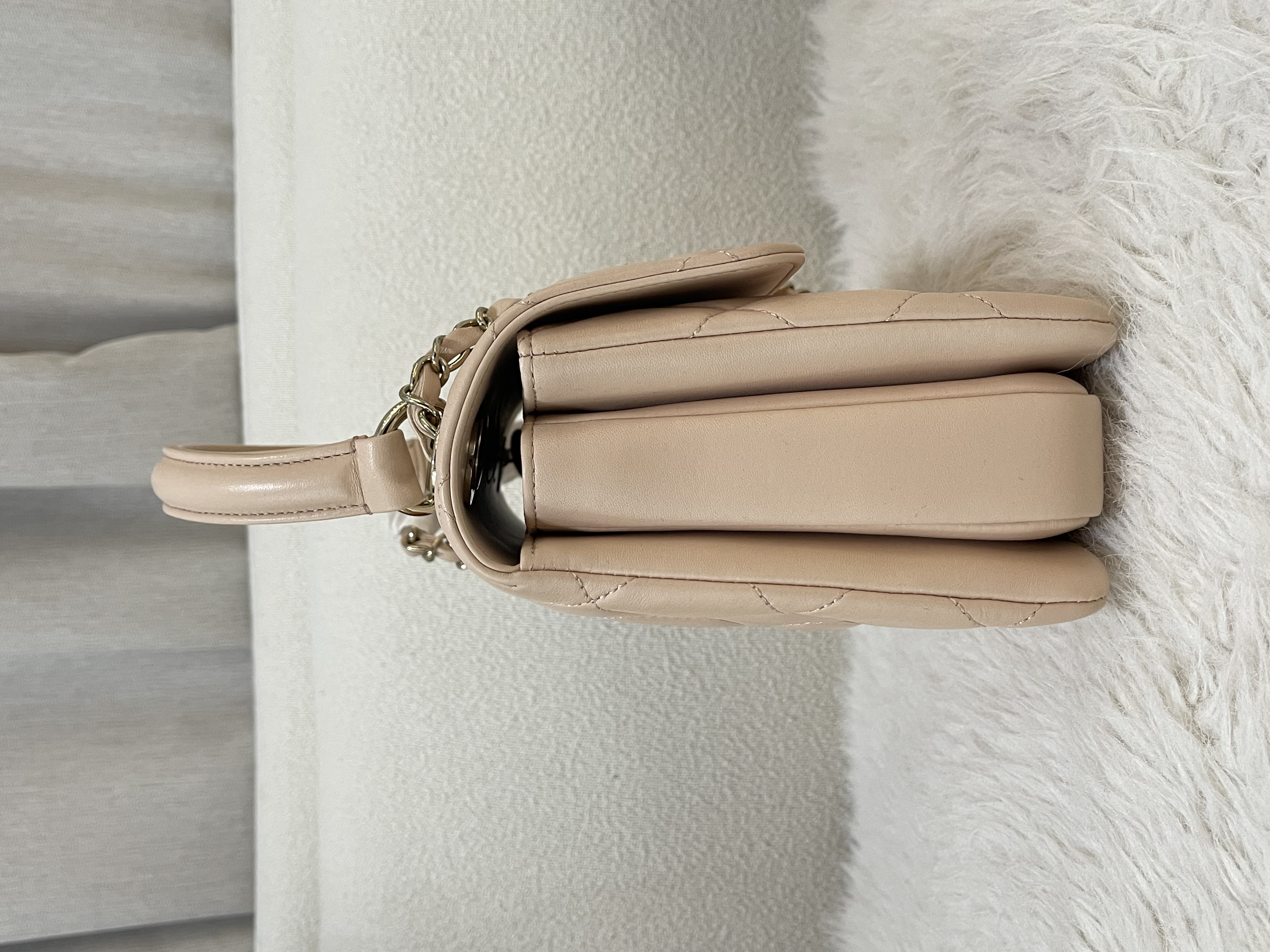 Pre-owned Chanel Quilted Lambskin Trendy CC Top Handle Flap Bag / Product Code: 26032329