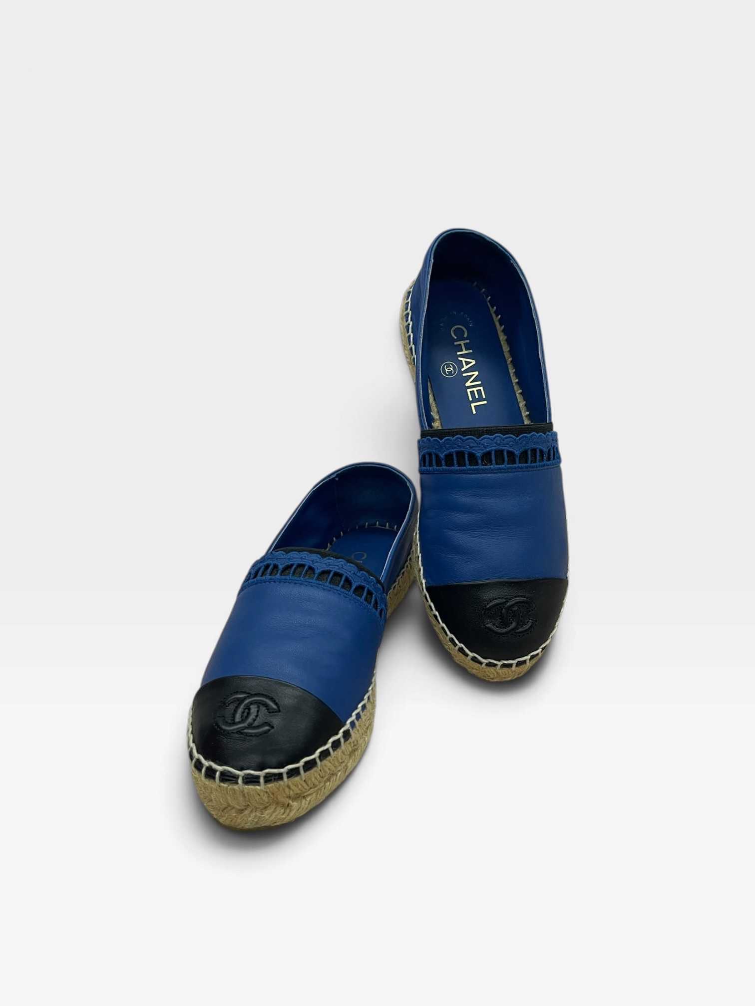 Pre-Owned Chanel Blue & Black Lambskin Espadrilles /Product Code: 102206