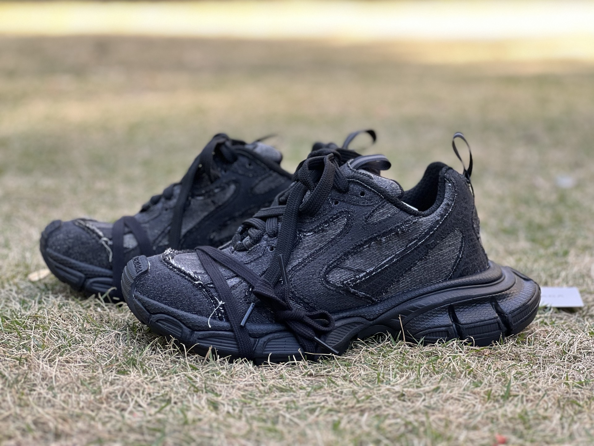 BALENCIAGA 3XL Sneakers 