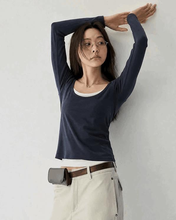 假2件fit size Top