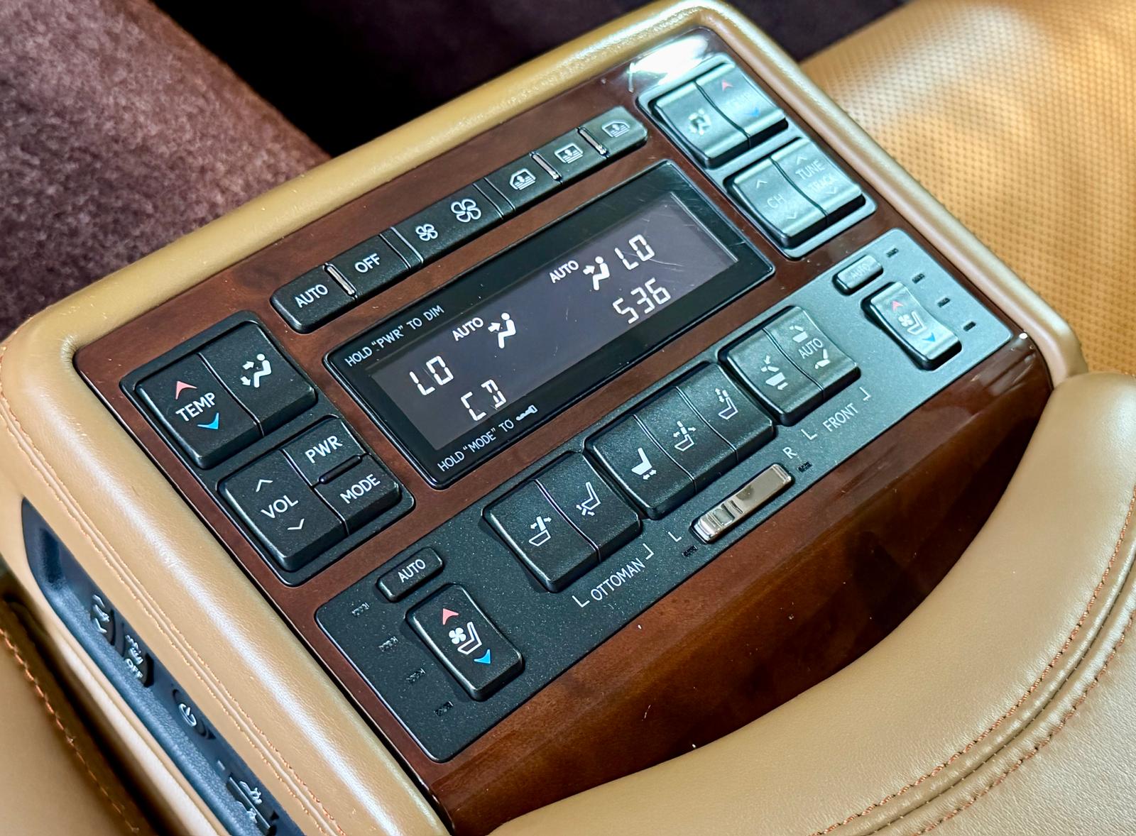 Lexus LS600HL Hybrid Facelift 2014
