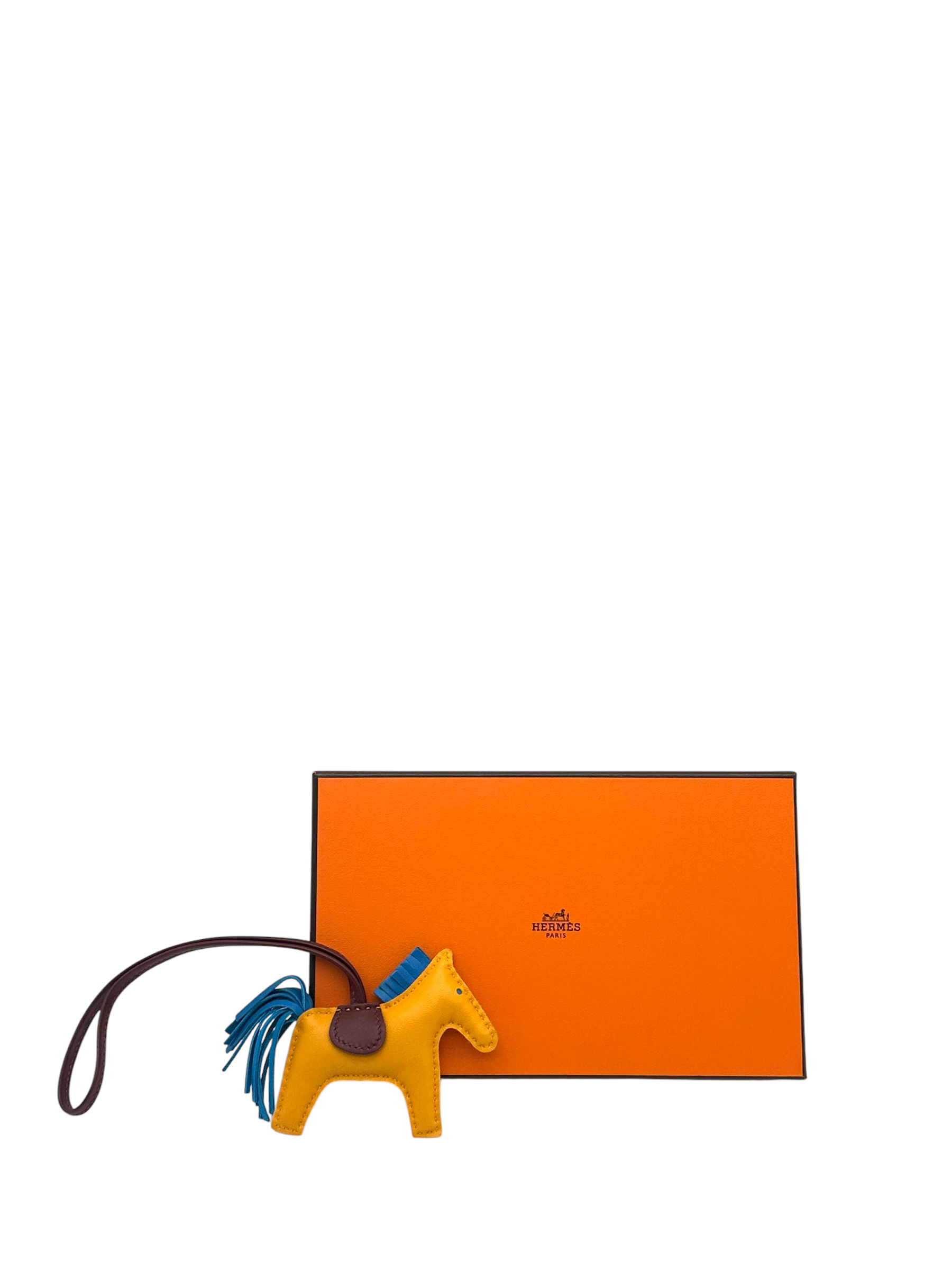 Pre-Owned HERMÉS Rodeo PM / Product Code: 26051919