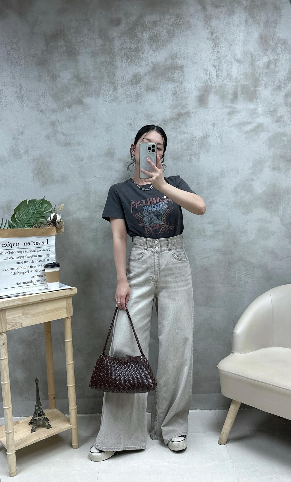 P11 洗水棉鷹Tee