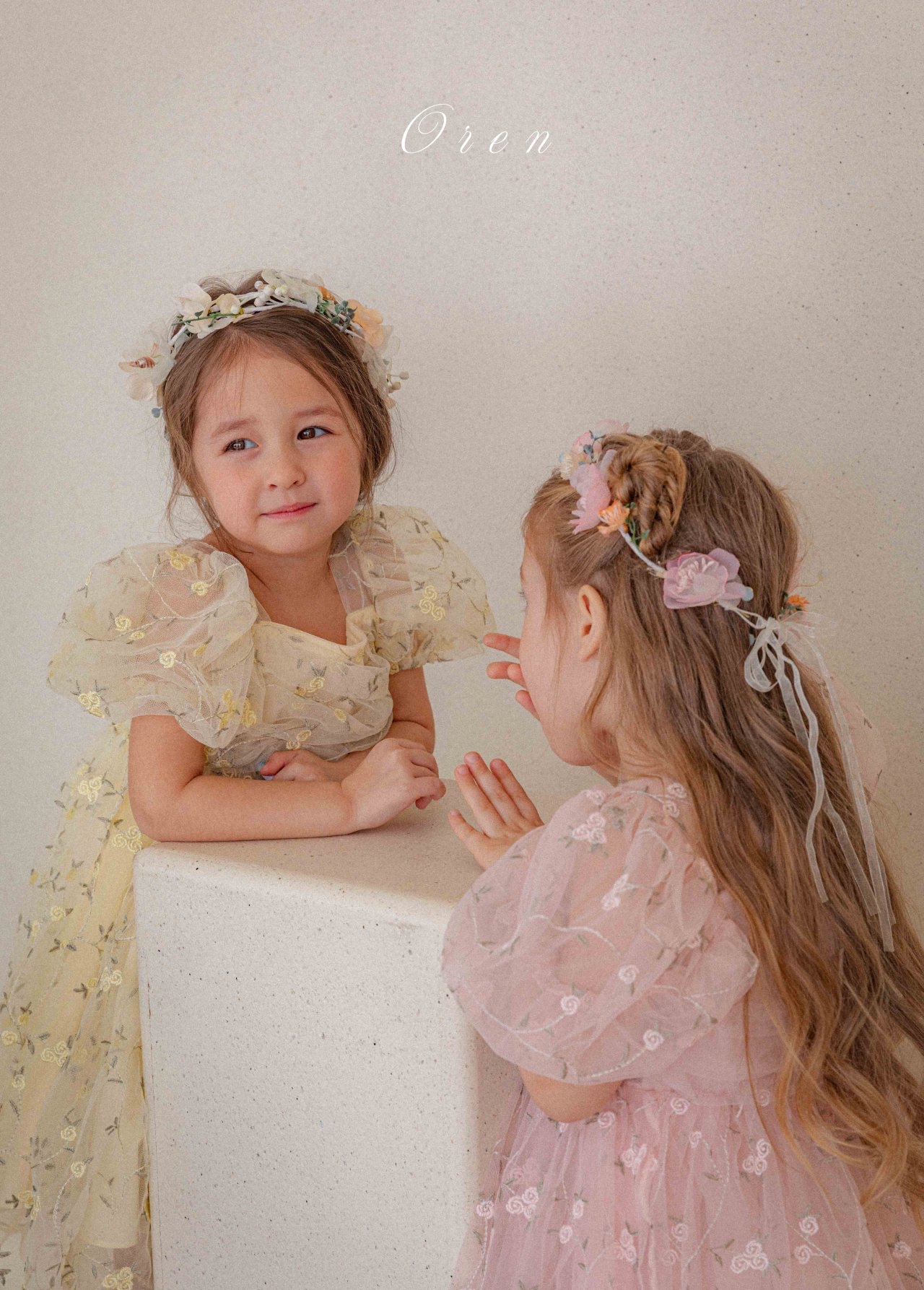 ☀️預訂 韓國直送☀️🇰🇷Oren Roslyn Bloom兩色花卉刺繡泡泡袖包屁裙/連身裙