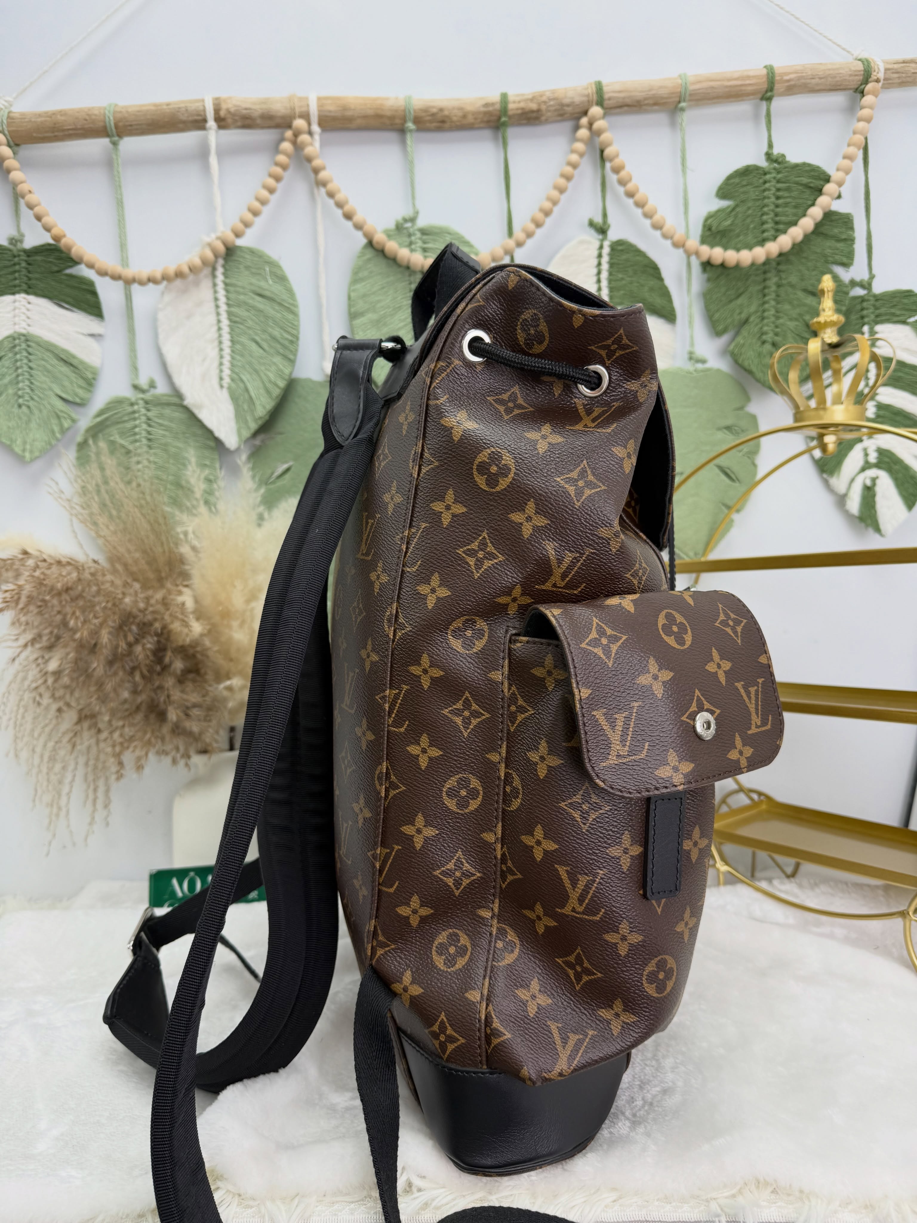 LV👜 PRE OWNED 🛍️Christopher MM Backpack 晶片款 老花帆布配黑色皮革💼有塵袋 🖤