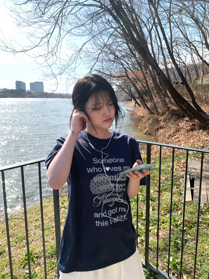 Oversized Retro Heart Graphic Top