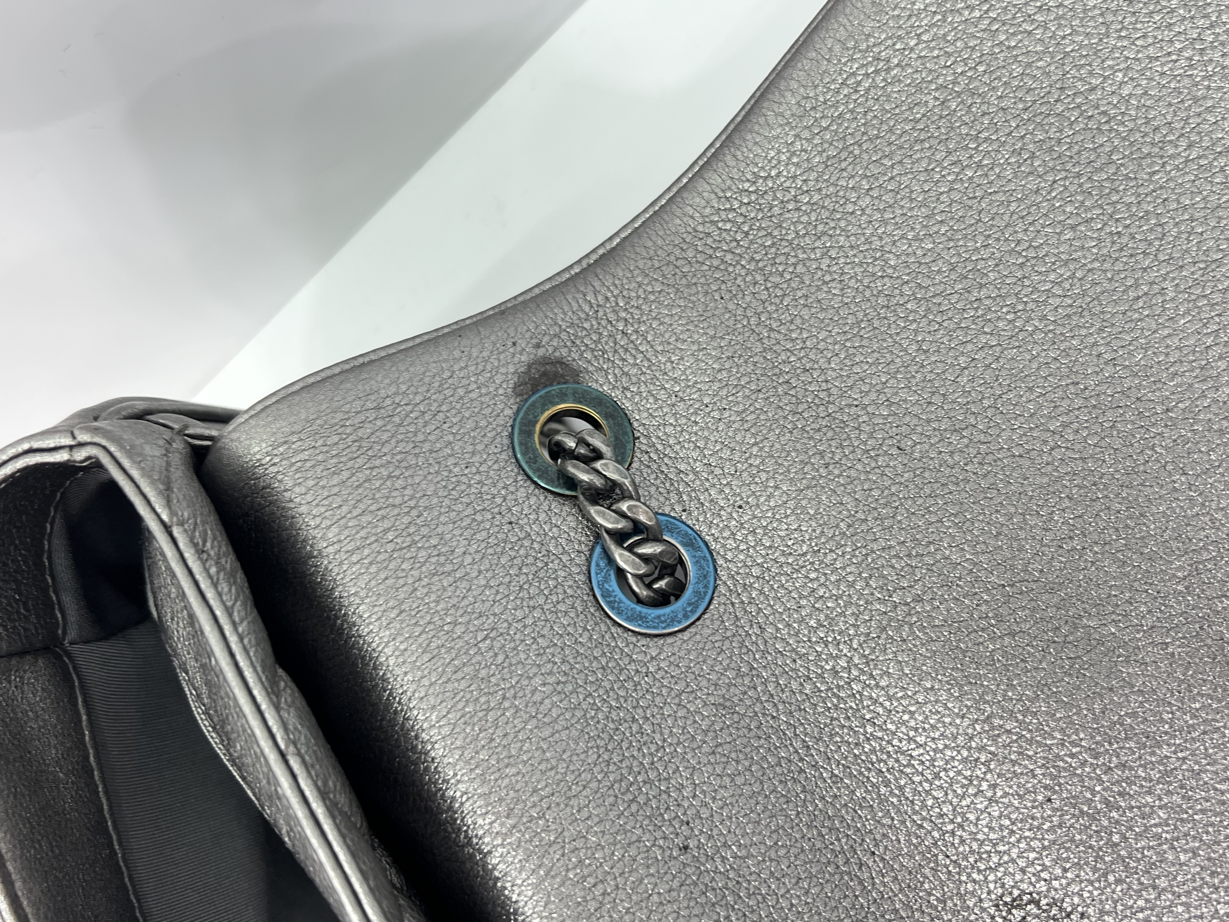 直播貨品 |  [1個-$100 2個-$300］EE99