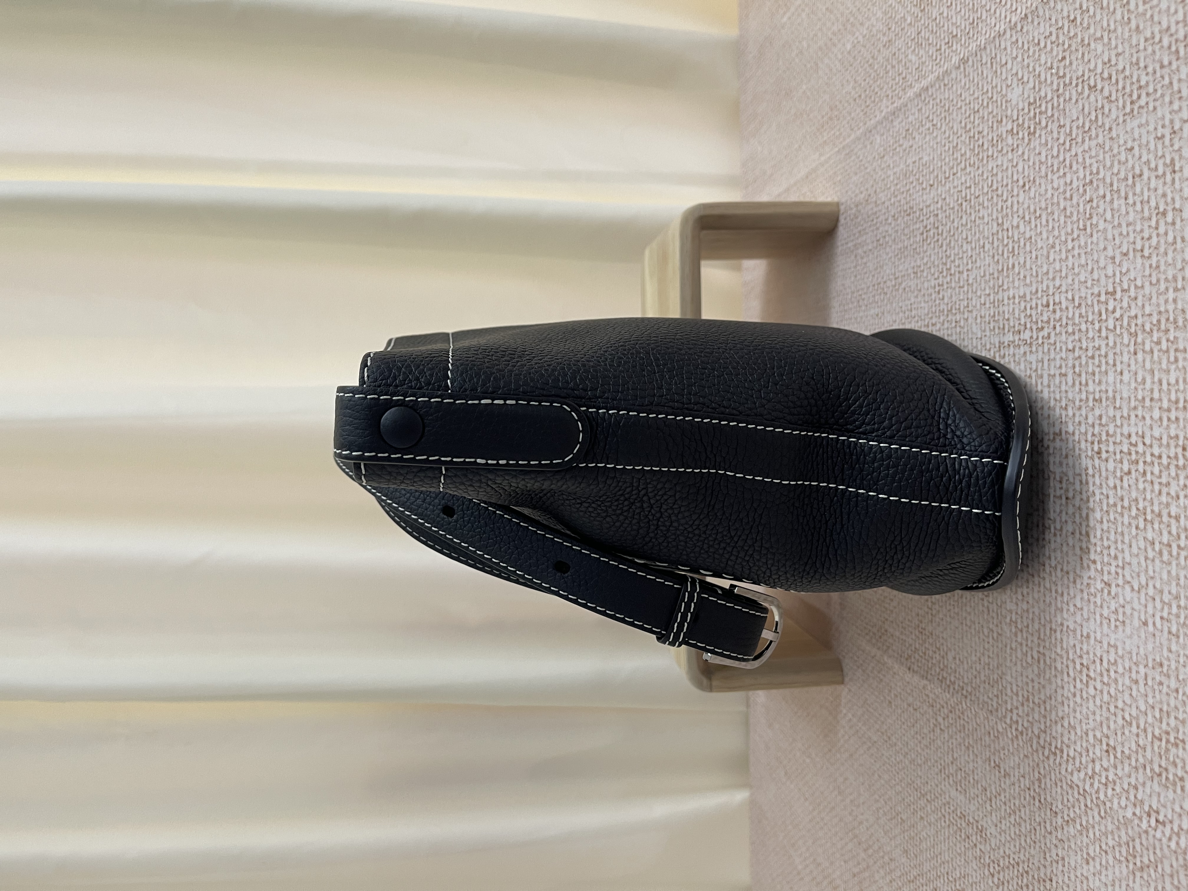 Pre-owned Delvaux Pin Daily/ Product Code: 26022407