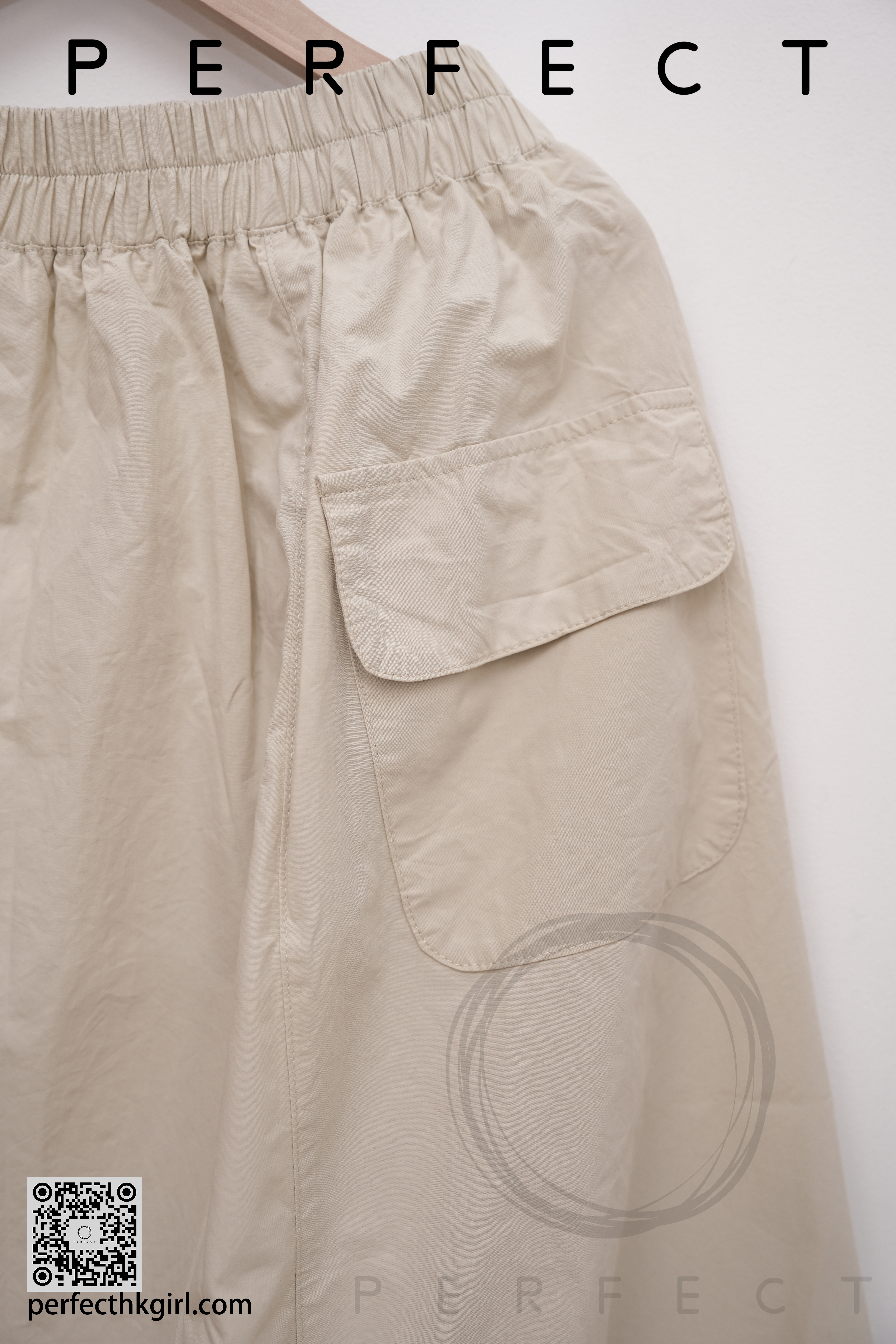 S0042_鈕扣款A字半身裙（顯瘦黑色）