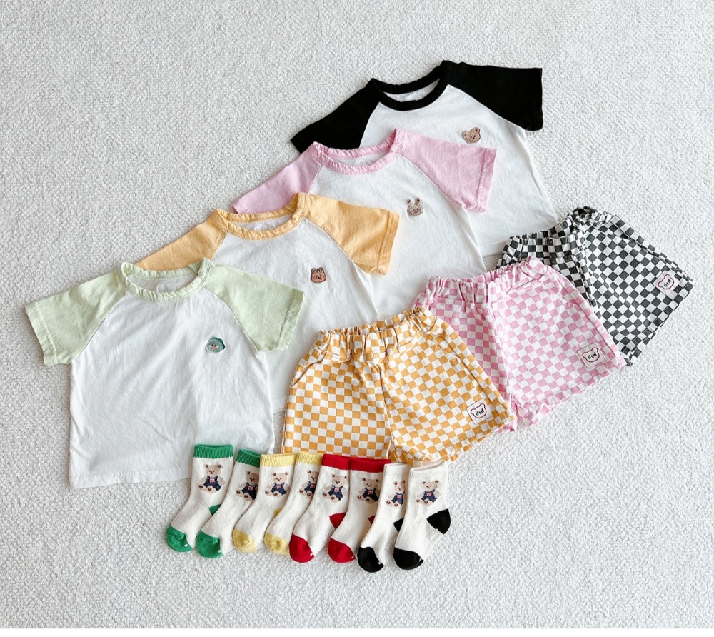 dot to dot 拼色短袖T-shirt+格仔繽紛熊短褲