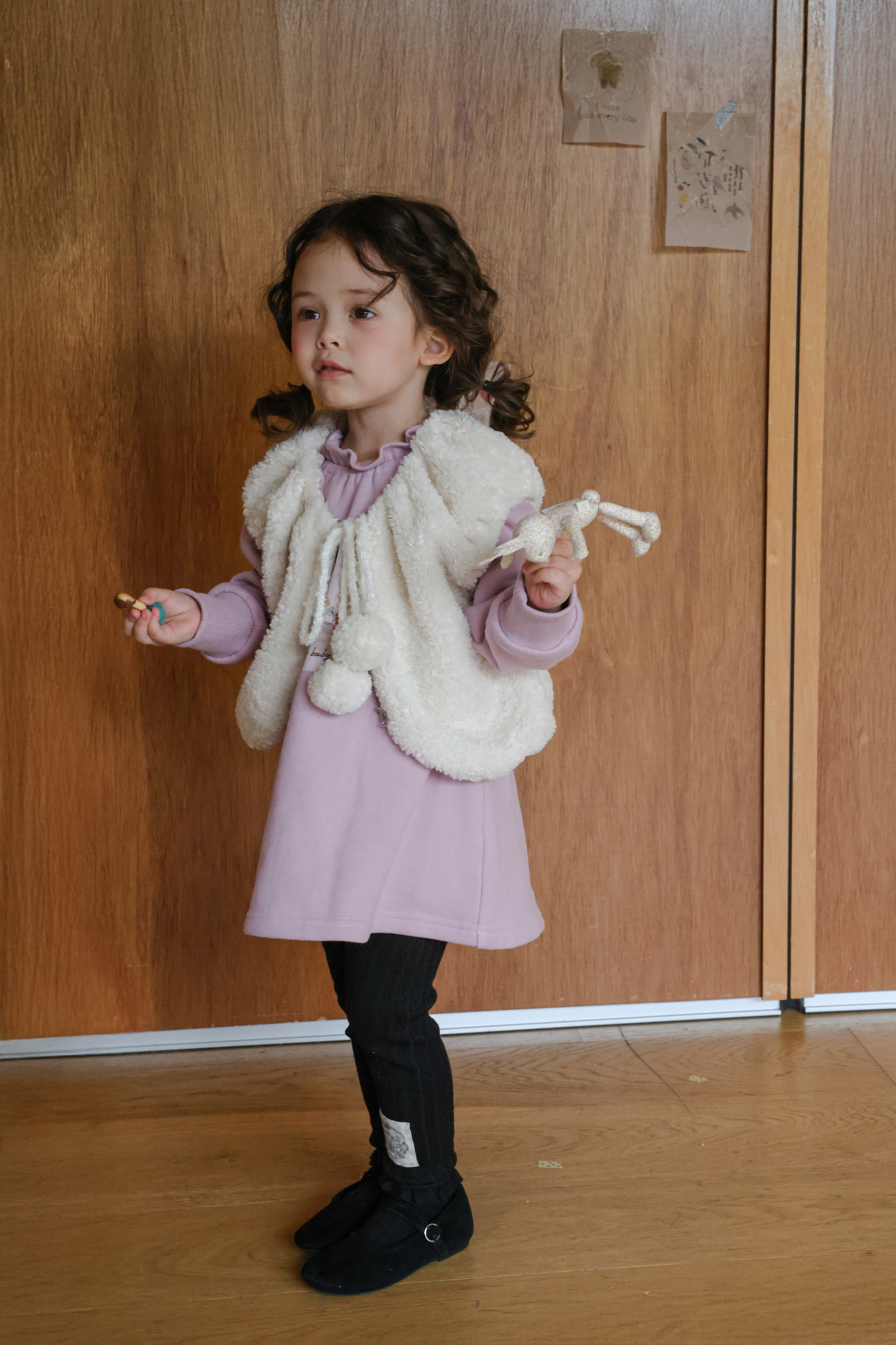 FLO | Elle fur vest 