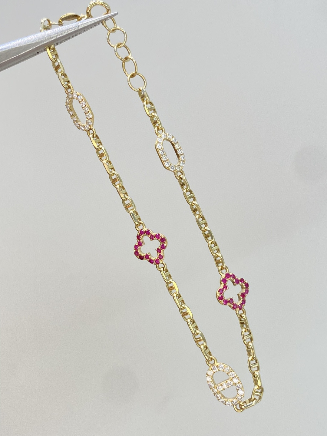 18K Diamond Bracelet 