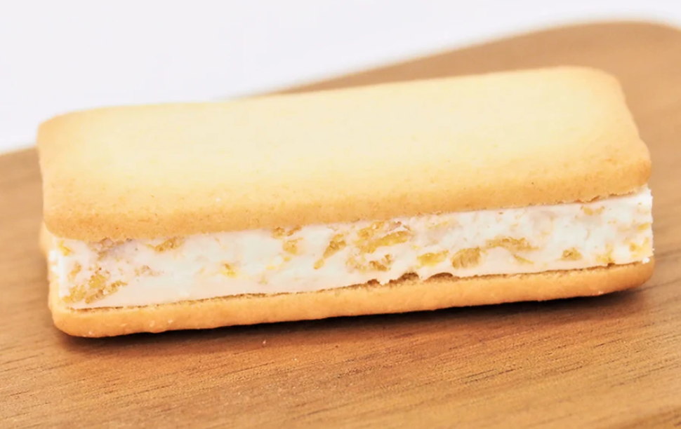 【預訂】日本5月份快閃限定 宮古島雪鹽 白巧克力夾心餅乾