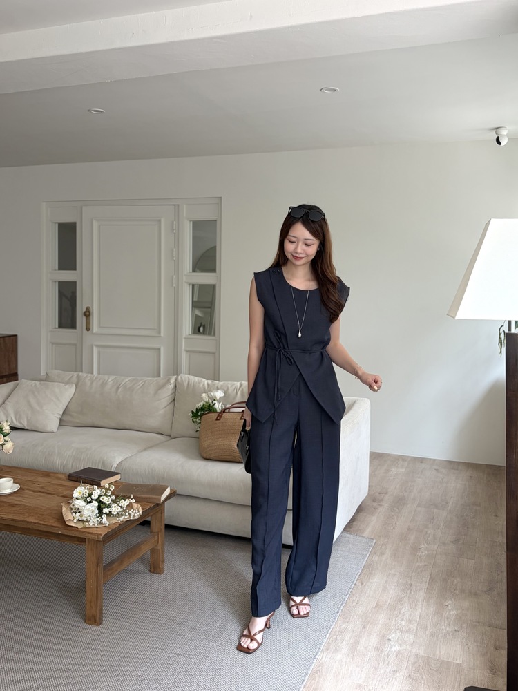 The Fine Linen Summer Set (Navy)