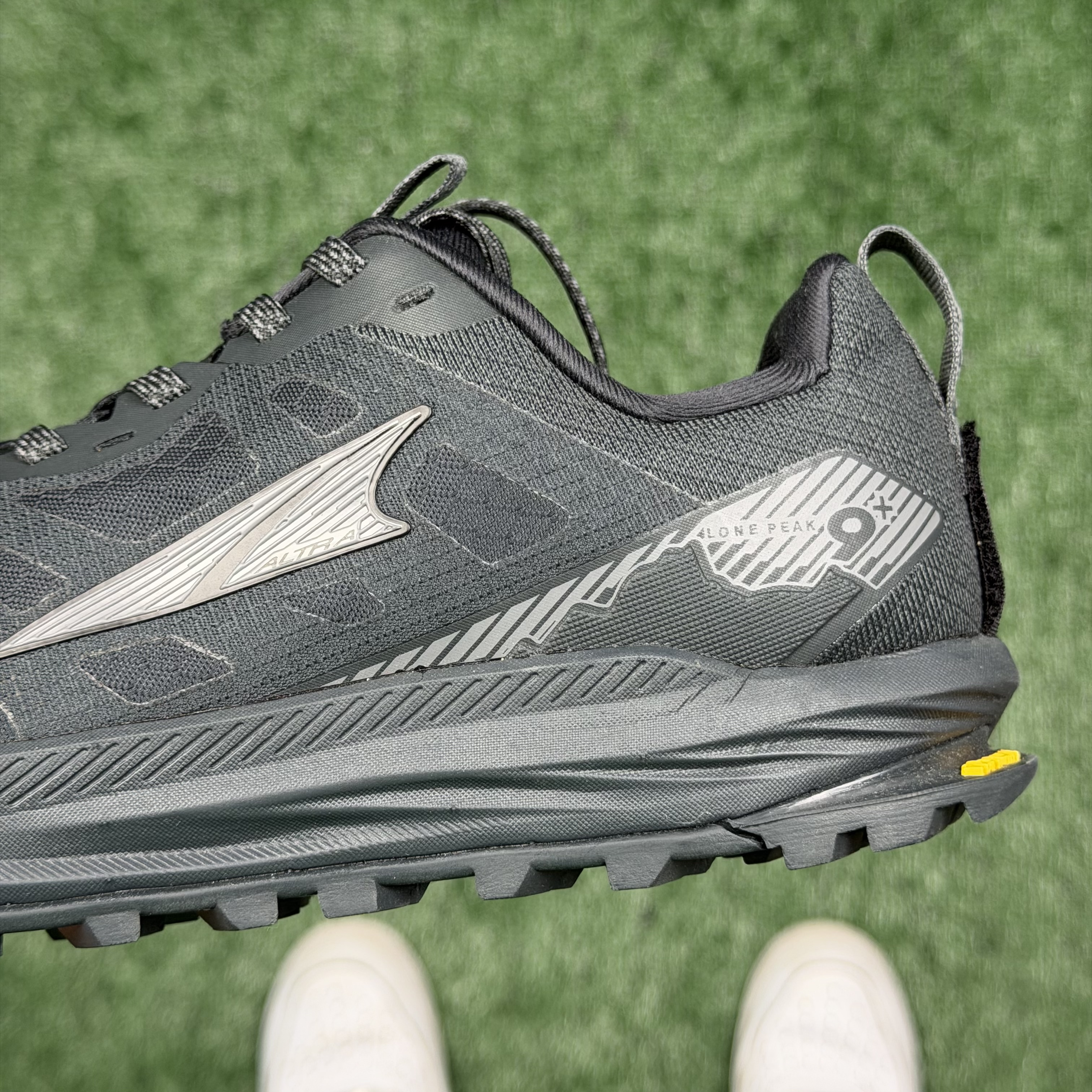 Altra Lone Peak 9+