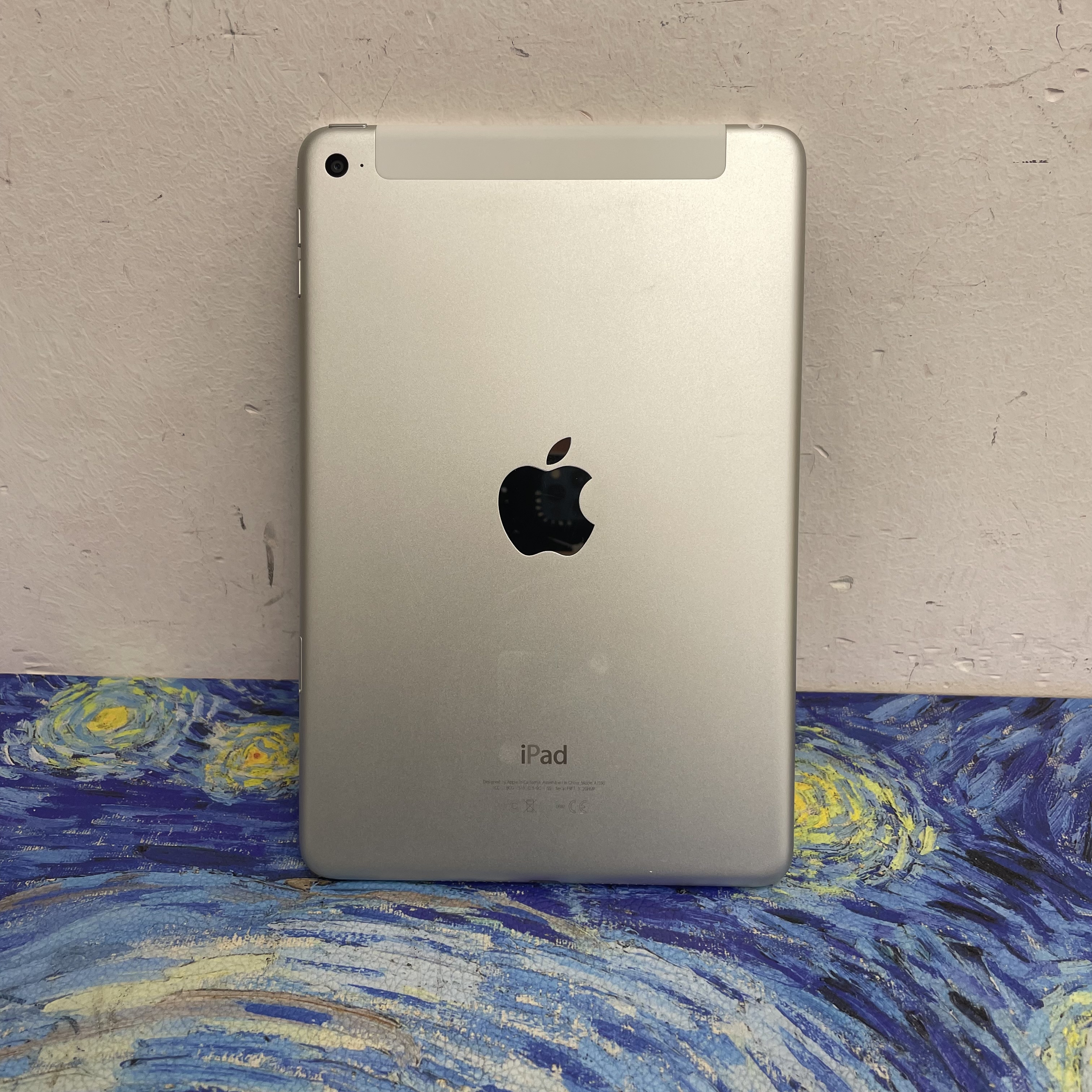 *449080 iPad mini 4 超靚機 128GB 插卡版 銀色 sliver