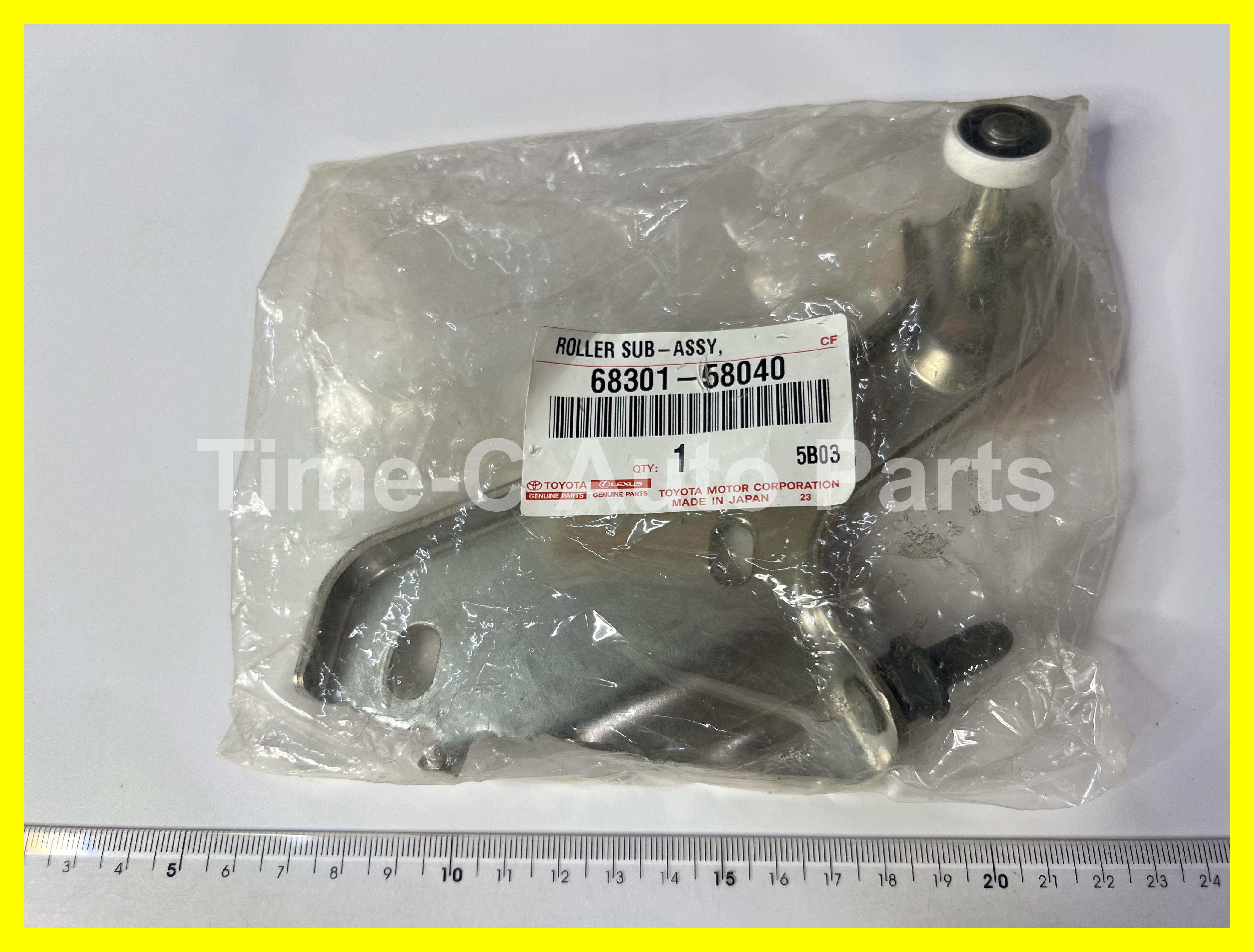 右中門上托轆 68301-58040 - Toyota Alphard Vellfire 30系