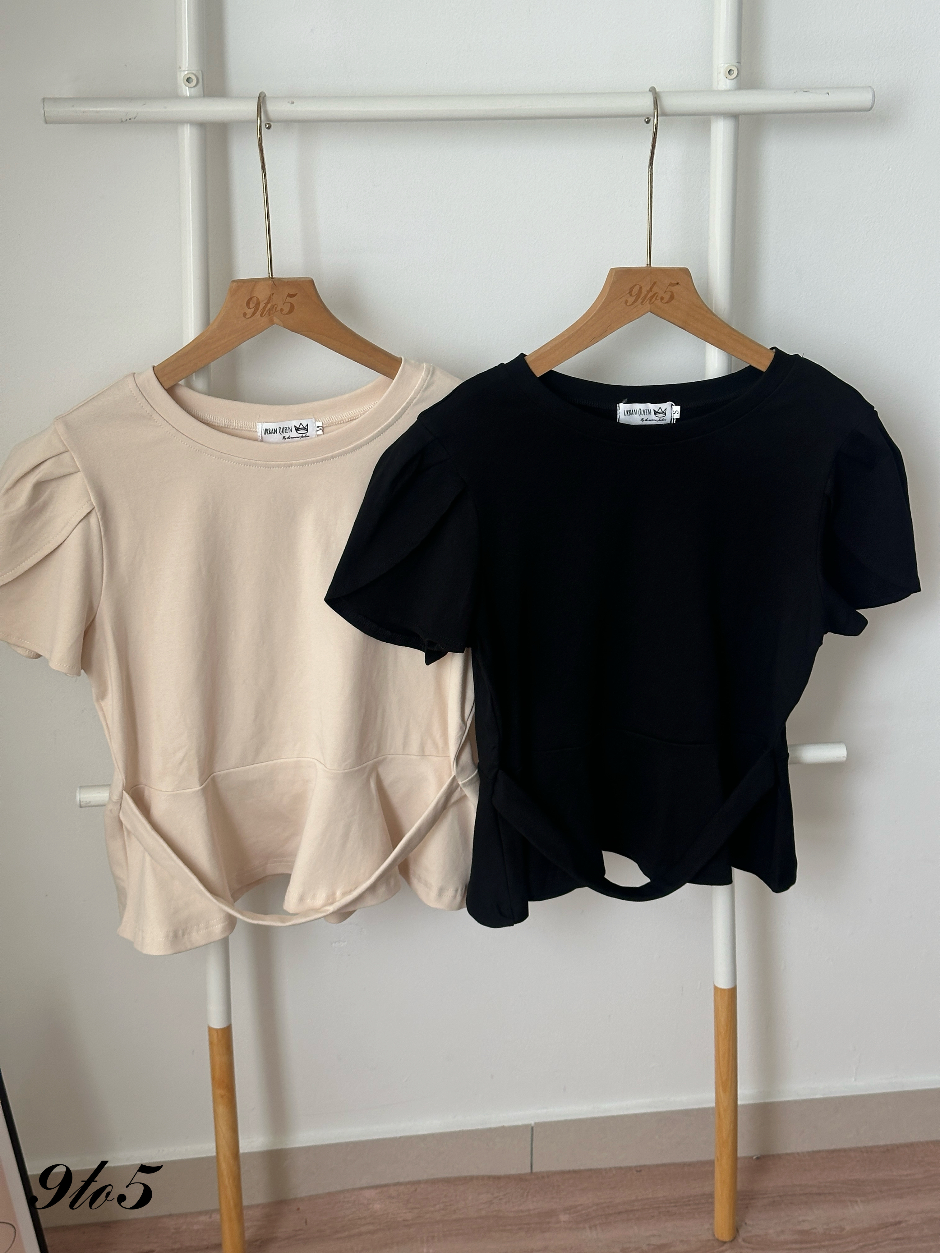 T4433 Puff Sleeve Peplum Top - Beige & Black