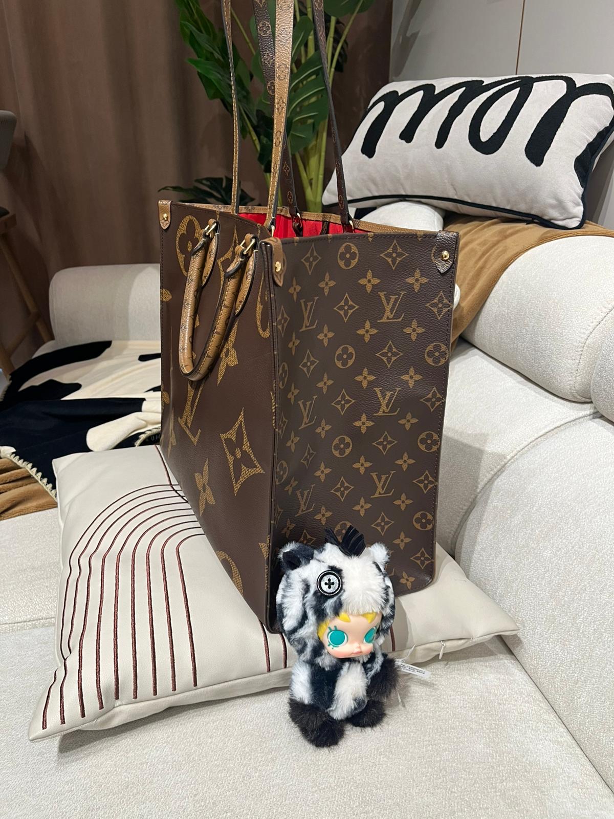Lv on the go gm 100%Authentic,95%new ✅dust bag✅收據副本