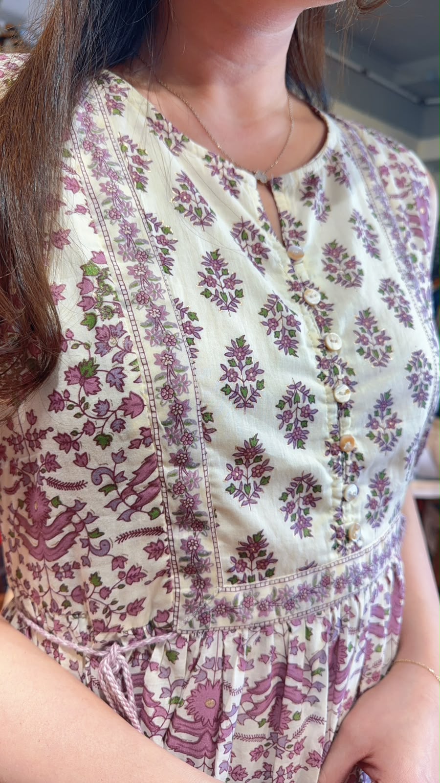 3310 Lavender Beige Floral 4-Rope OP 48"