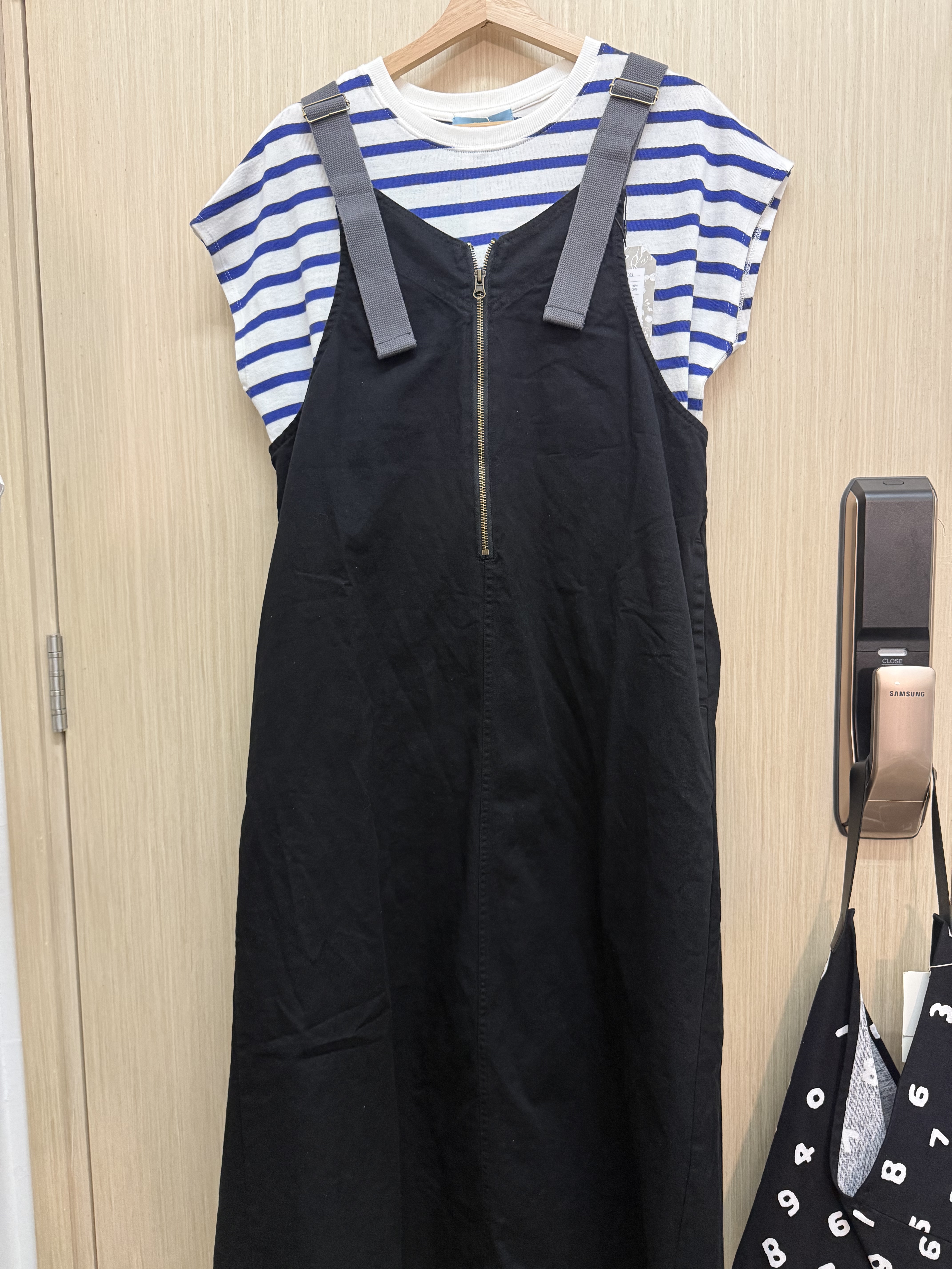 撞色肩帶工人裙（黑𝐱灰）