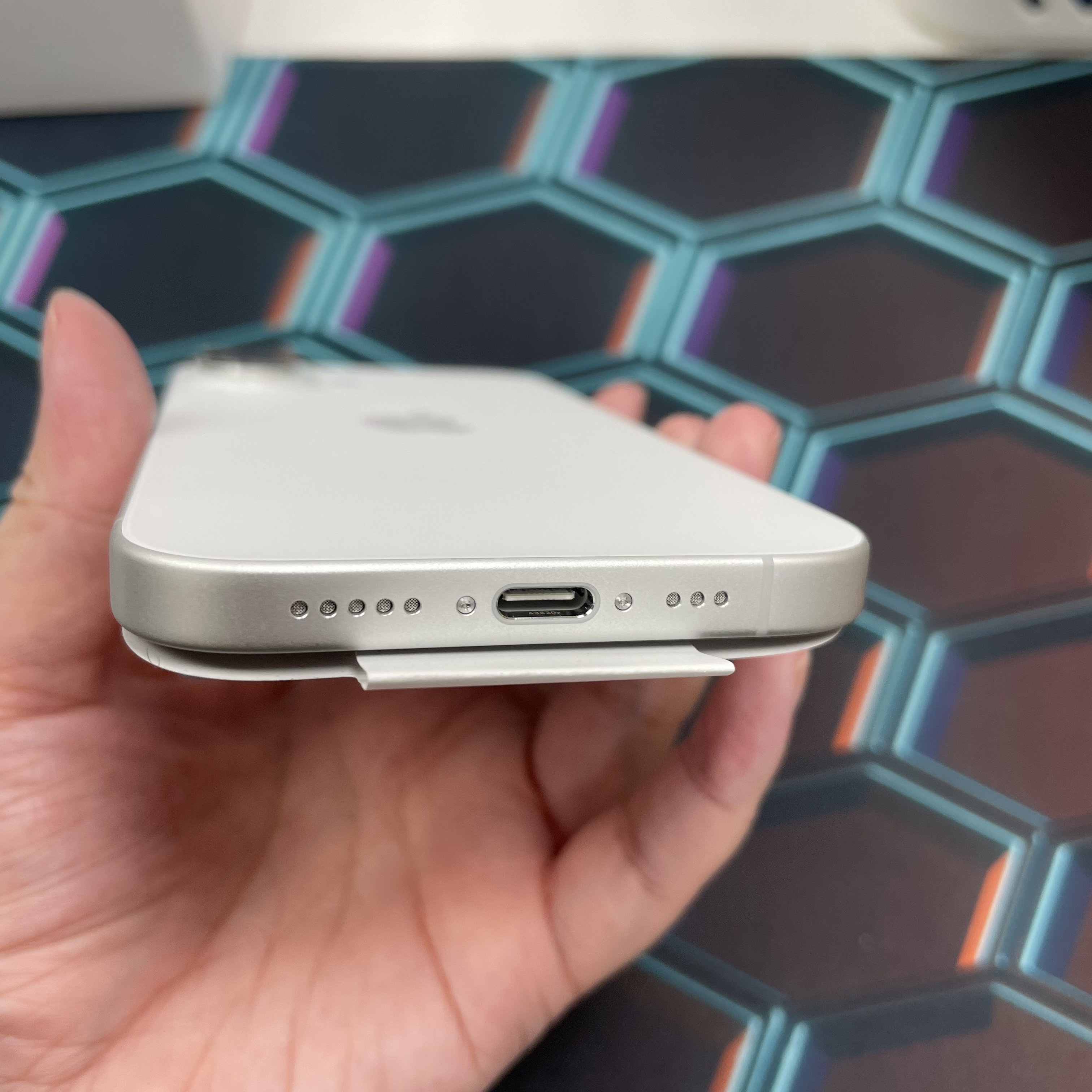 *6123 17 全新機 256GB 電100 白色 white