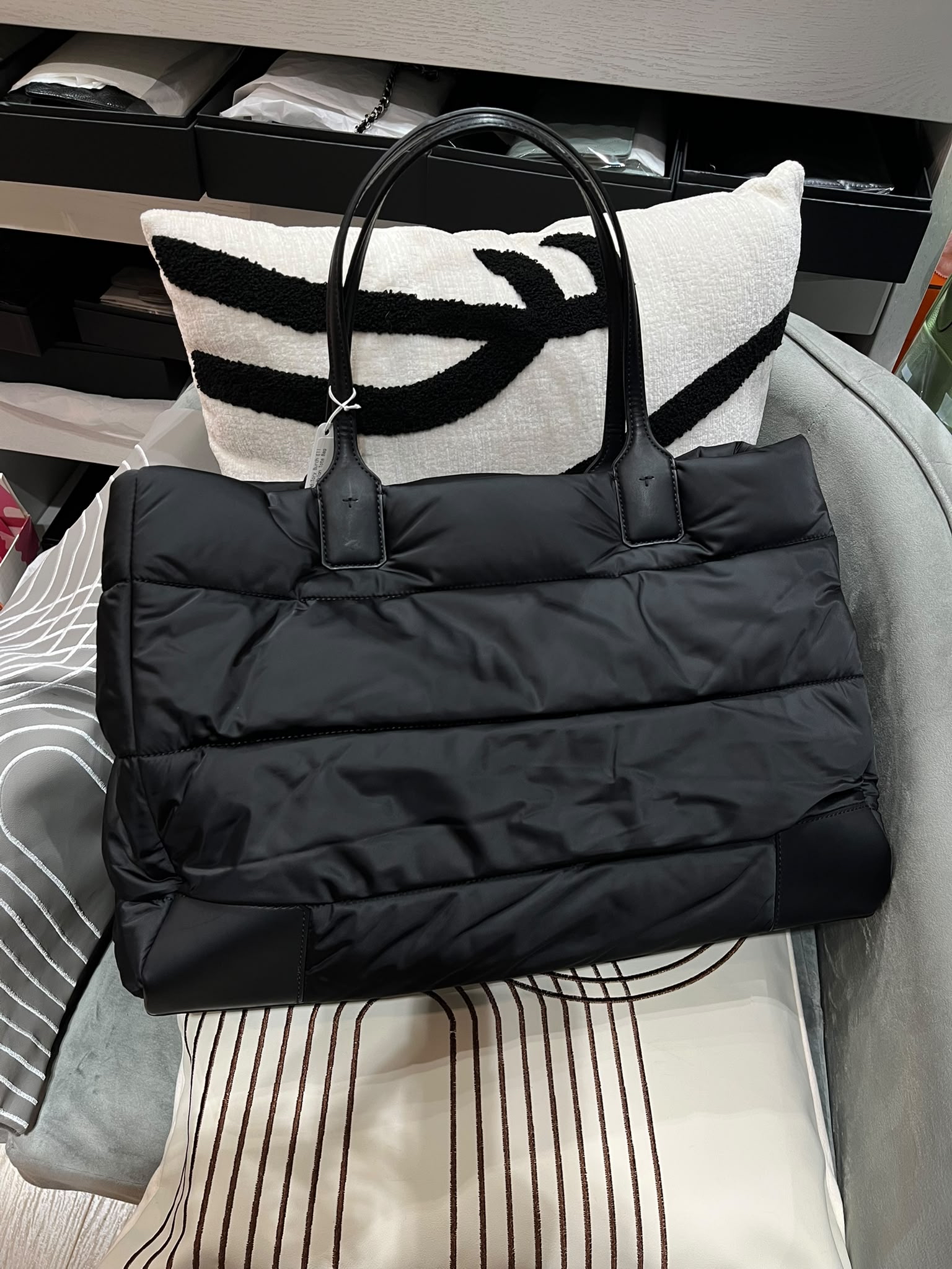 Tory Burch ella puffer tote bag  100%Authentic ,95%New✅Dust bag 