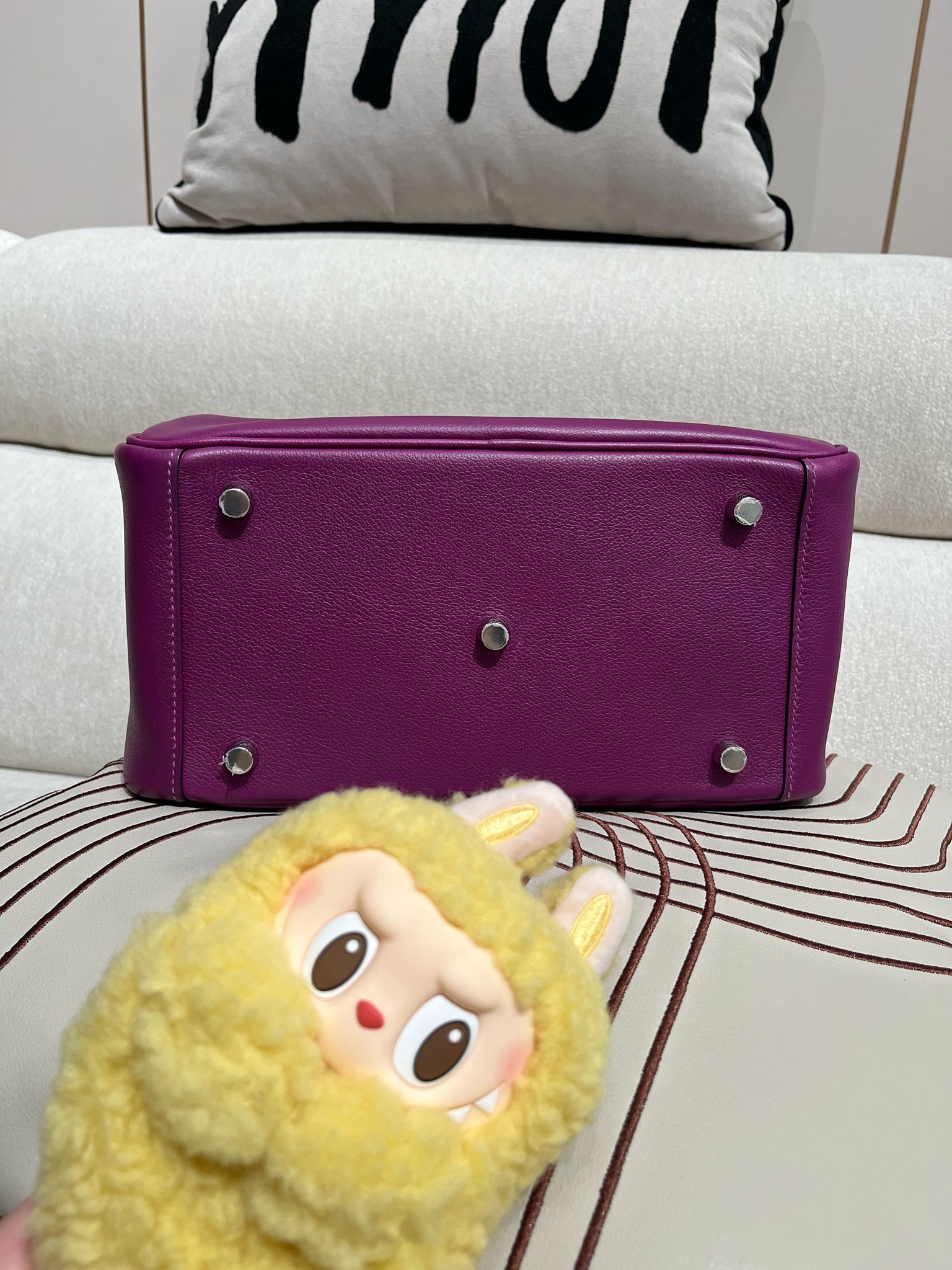 Hermes Lindy 26,P9,EC牛皮,STAMP Y 100%Authentic ,98%new ✅dust bag✅BOX 