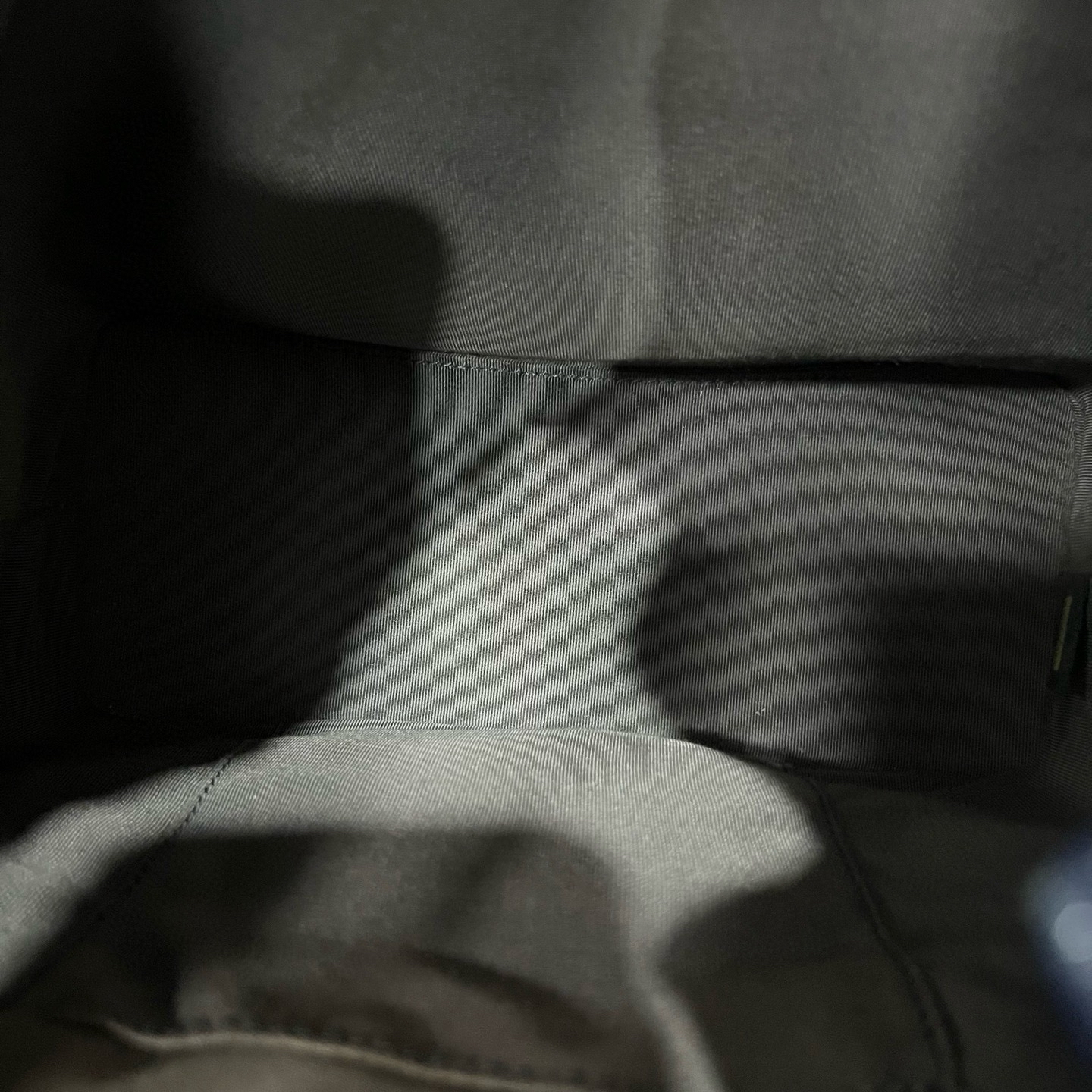 【預訂貨品】Chanel V紋流浪書包