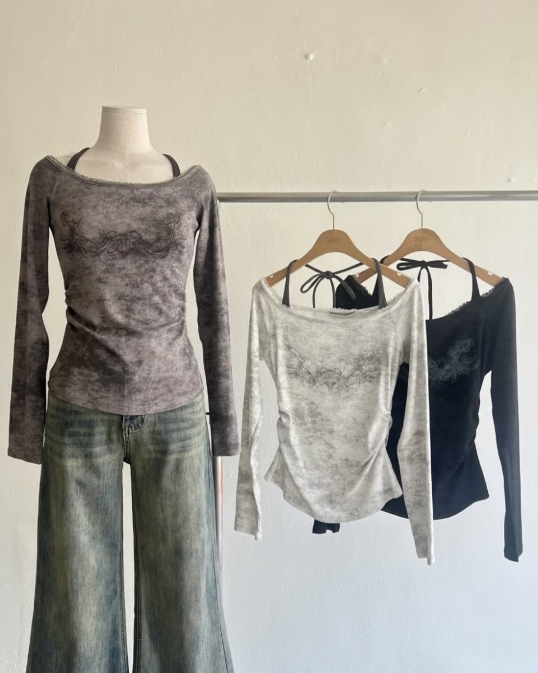 已售罄❌韓國Y2K型格假兩件修腰扎染top