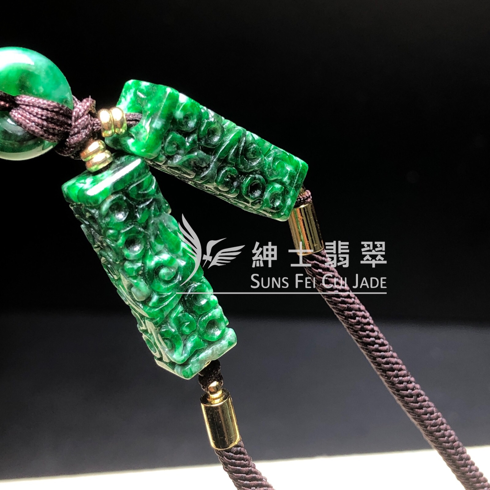 B08507 花青龍牙雕刻件特色頸繩