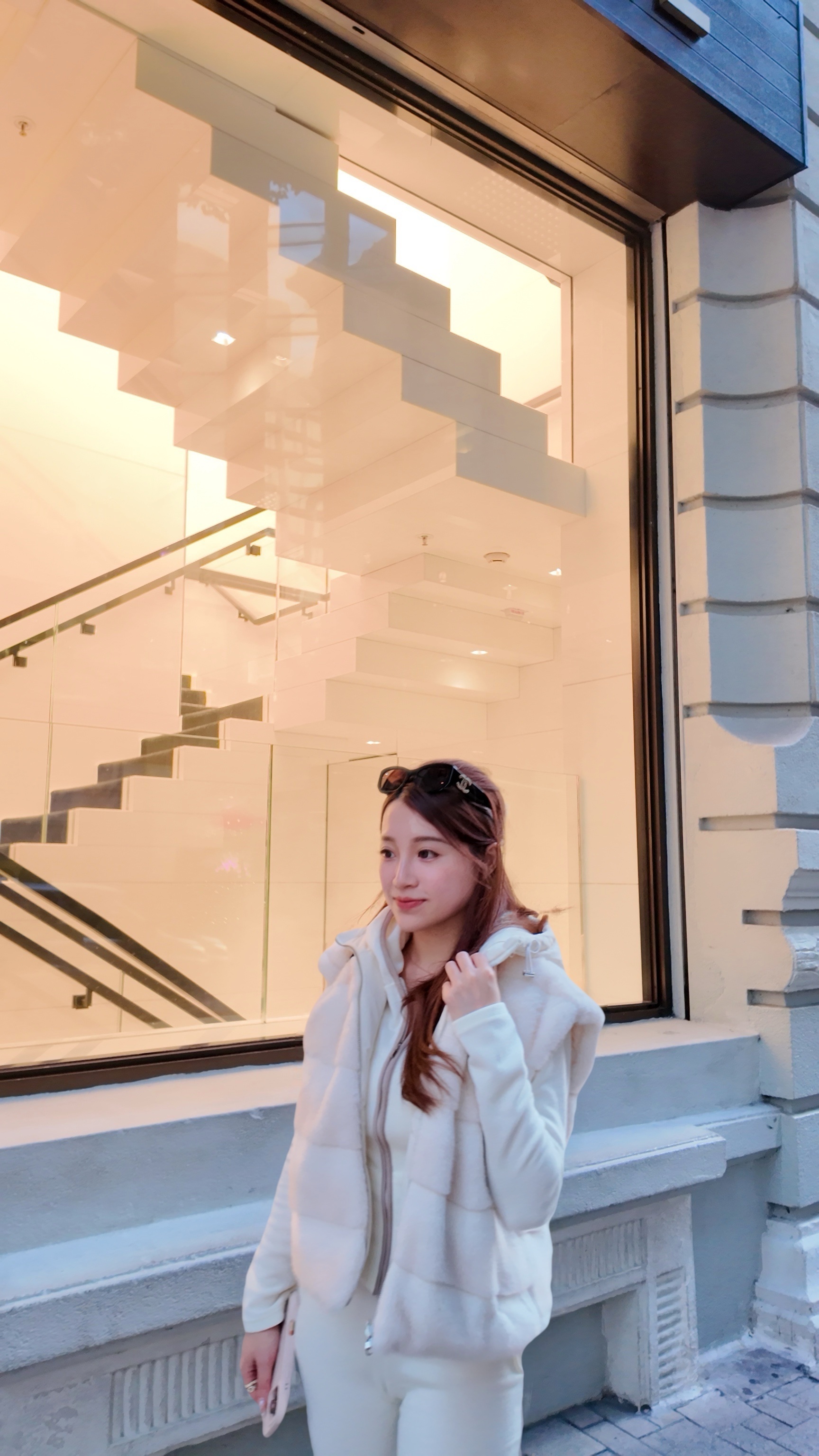 ✨最後現貨✨Onni 必收款！ 奶油色仿貂毛雙面毛毛馬甲