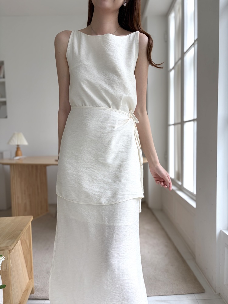 Boat Neck Layered Dress (Ivory)