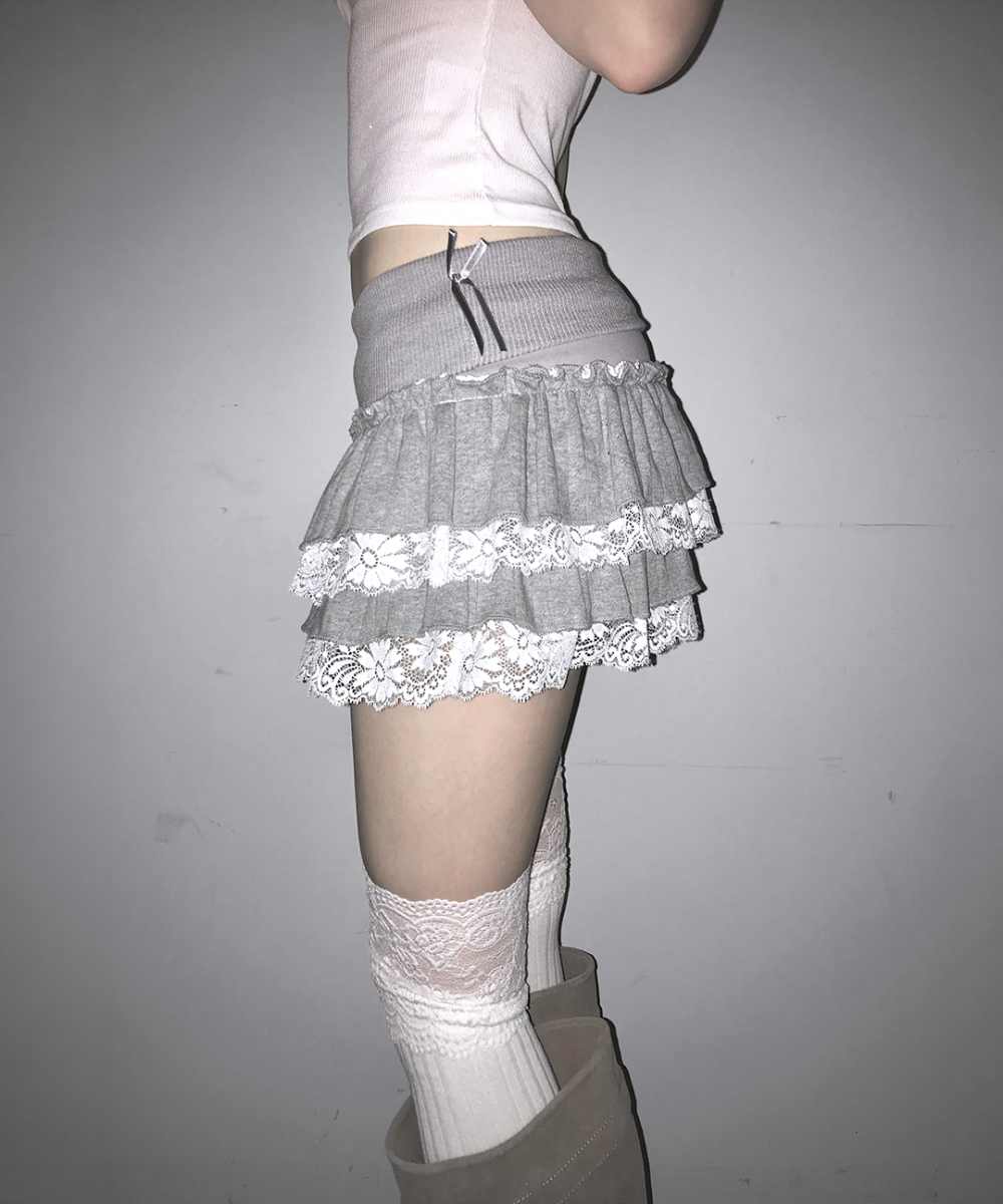 Ribbed Waist Ruffled Mini Skirt